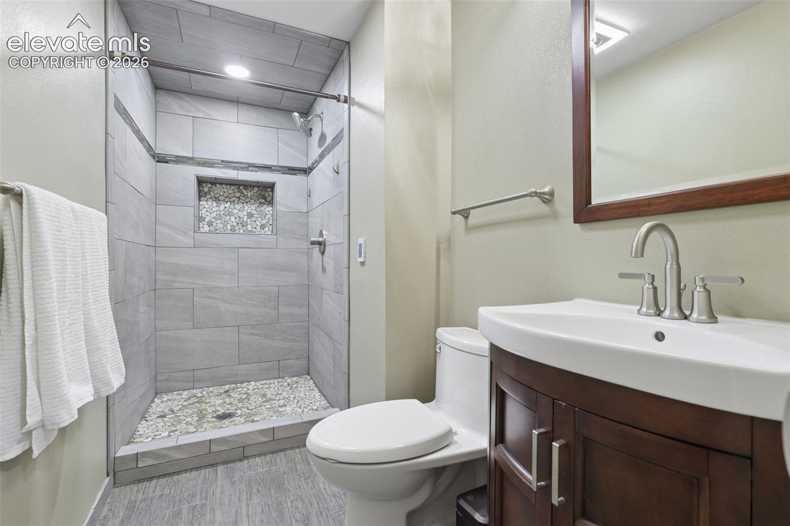  Remodeled Basement  EnSuite Bathroom