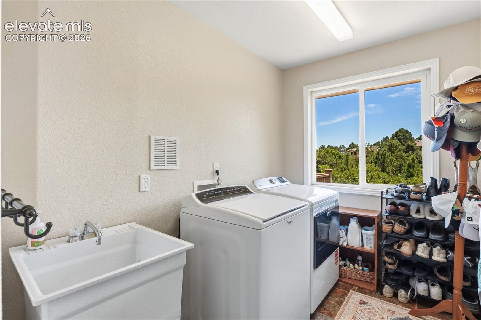 Photo 19 of 225 Thames Drive, Colorado Springs