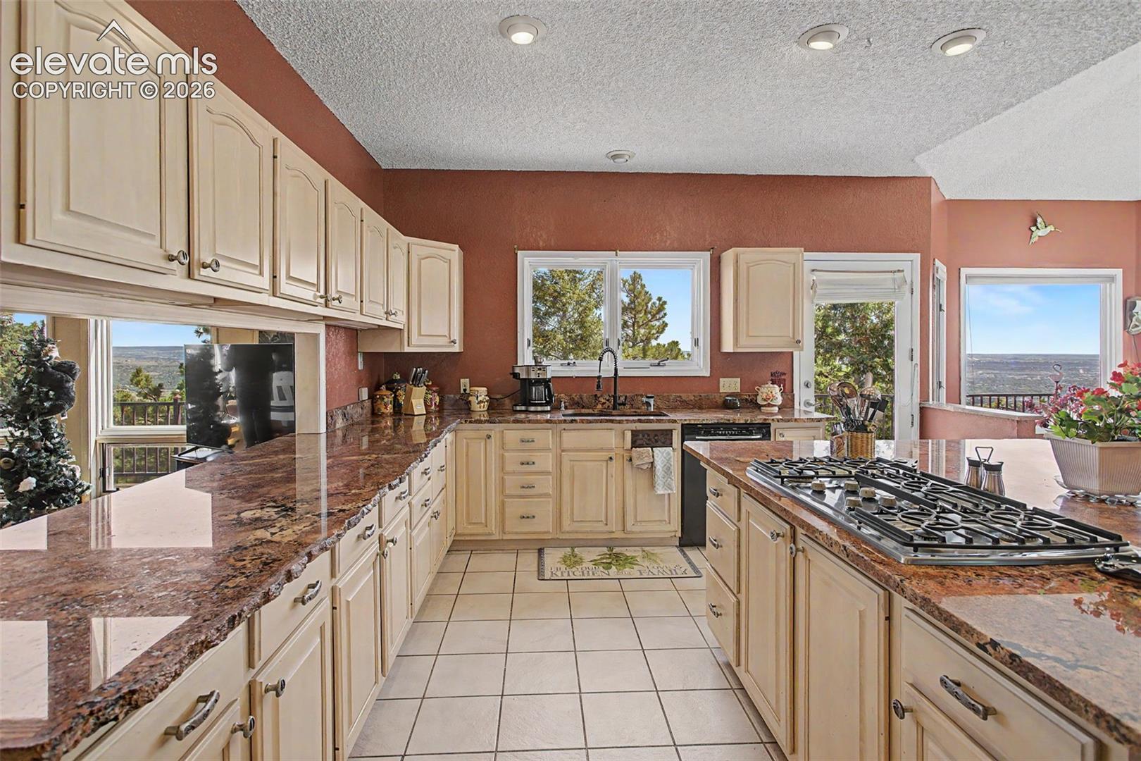 Photo 13 of 3111 Constellation Drive, Colorado Springs