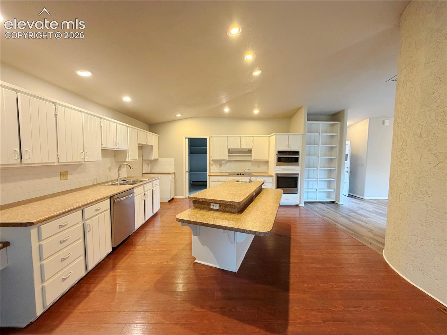 Photo 11 of 415 Allegheny Drive, Colorado Springs