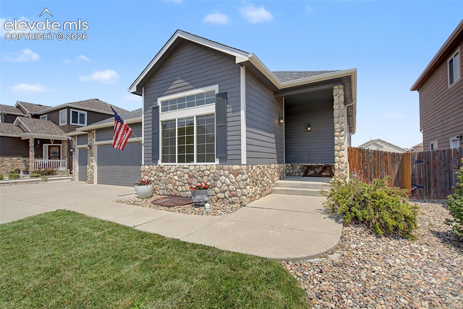 6237 Elk Bench Trl, Colorado Springs, CO 80925