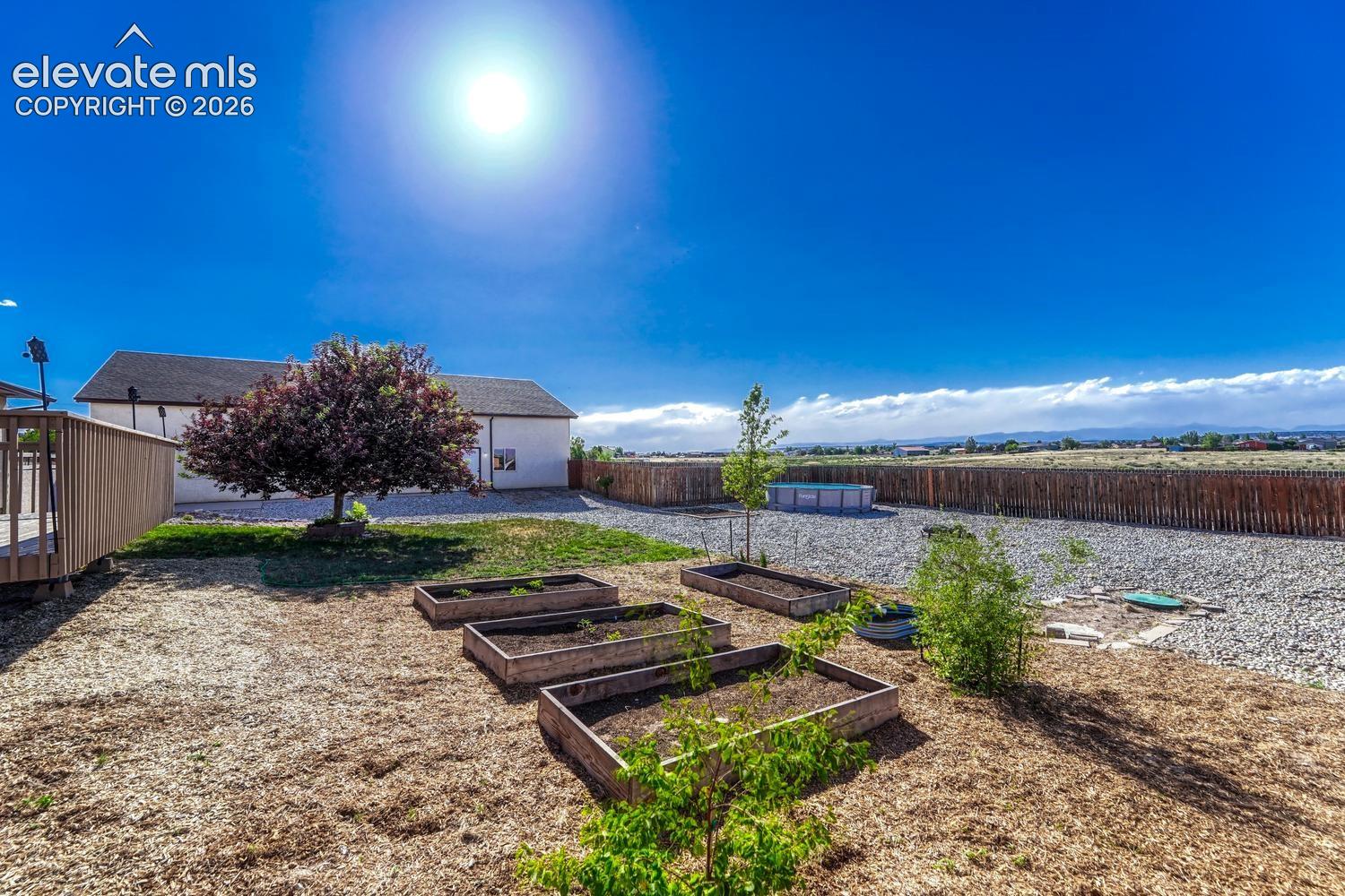 Photo 13 of 831 E Paseo Dorado Drive, Pueblo West