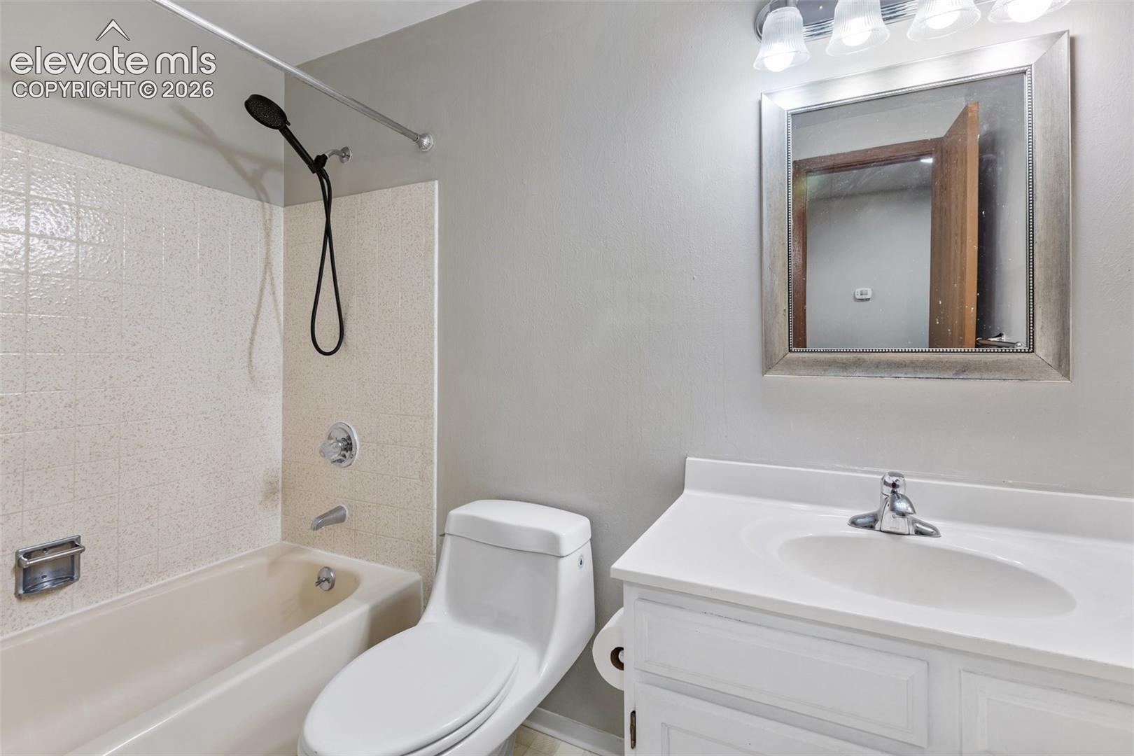 Photo 12 of 5603 Lantana Drive, Colorado Springs