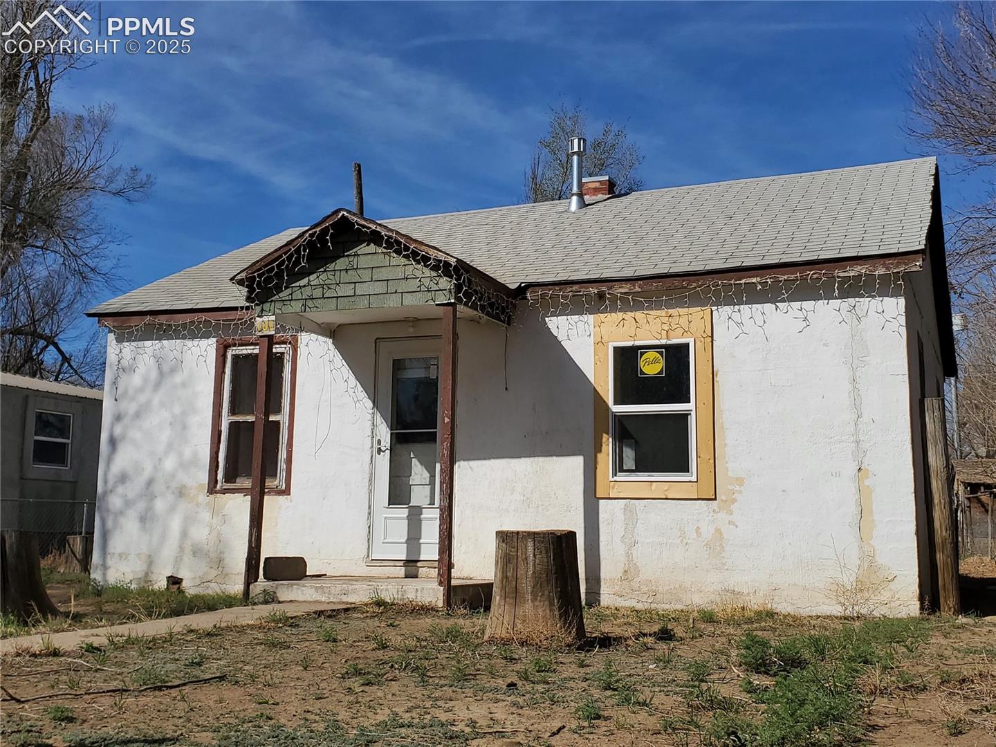 102 S 12th St, Lamar, CO 81052