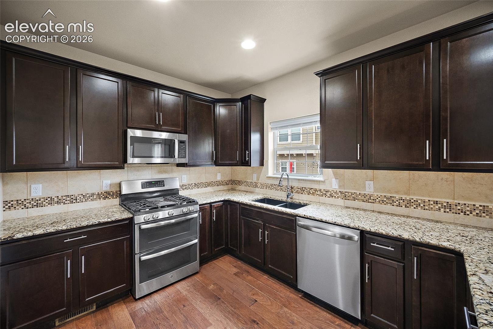 Photo 13 of 8428 Cypress Wood Drive, Colorado Springs