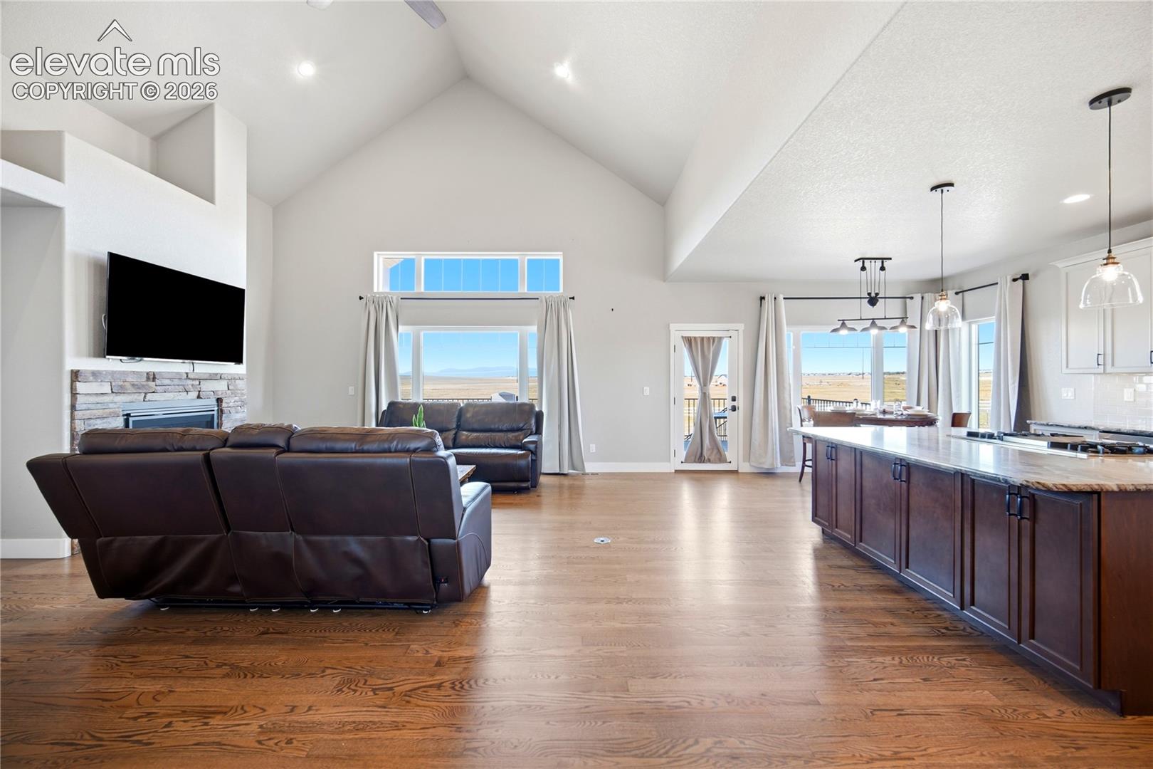 Photo 15 of 16525 Judge Orr Road, Peyton