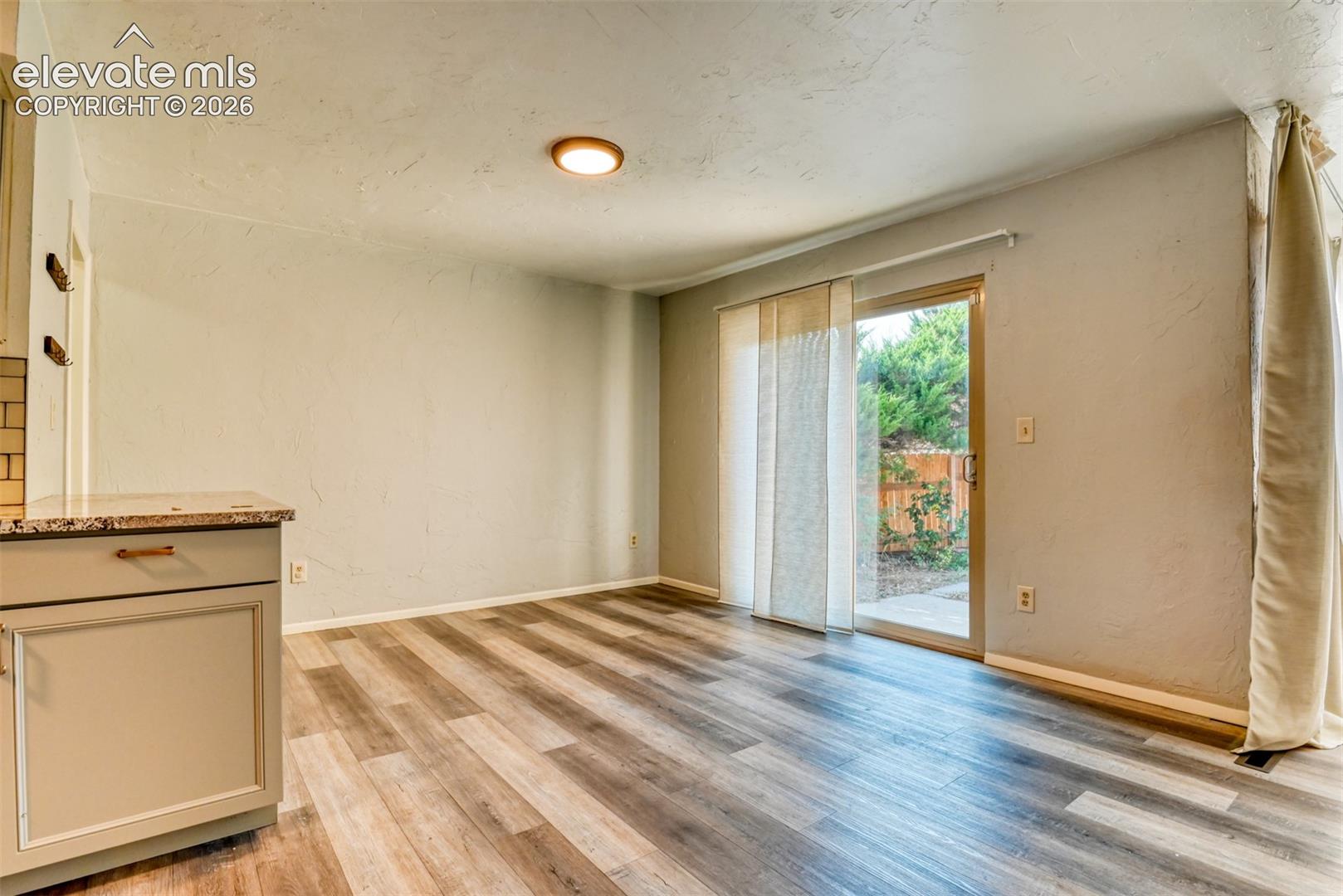 Photo 10 of 569 Red Cliff Road, Colorado Springs
