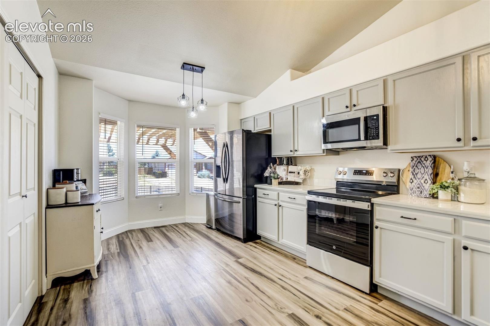 Photo 11 of 7326 Allens Park Drive, Colorado Springs