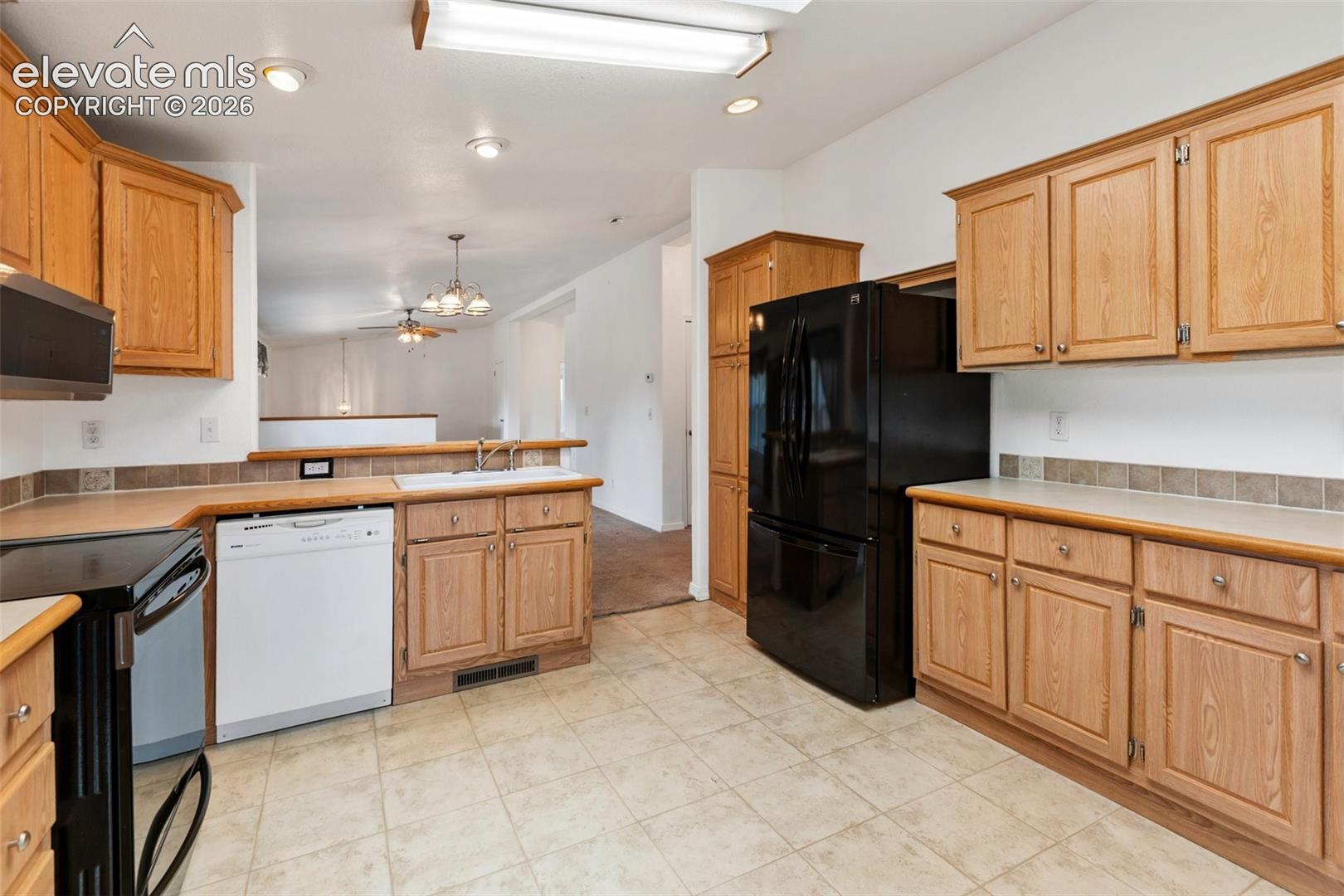 Photo 11 of 46 Kingston Circle, Florissant