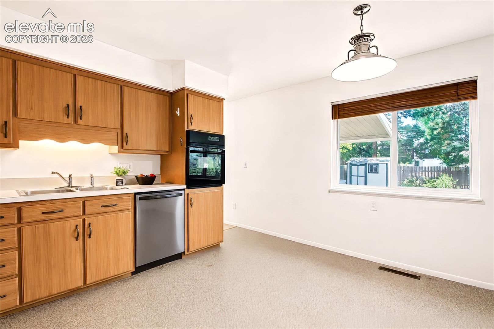 Photo 8 of 2406 N Circle Drive, Colorado Springs