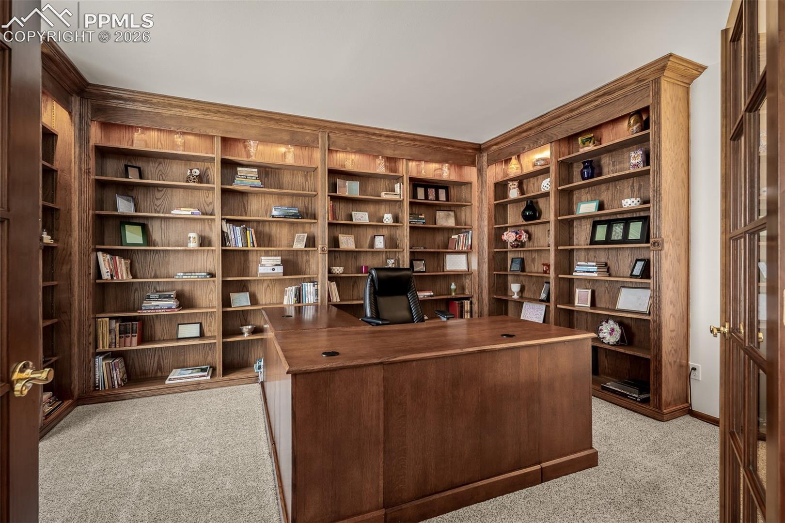 8450 Melross Court
