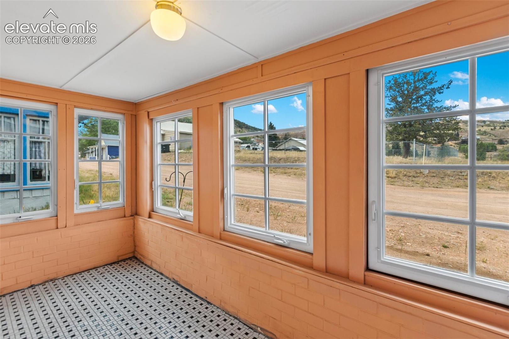 Photo 8 of 102 Spicer Avenue, Victor