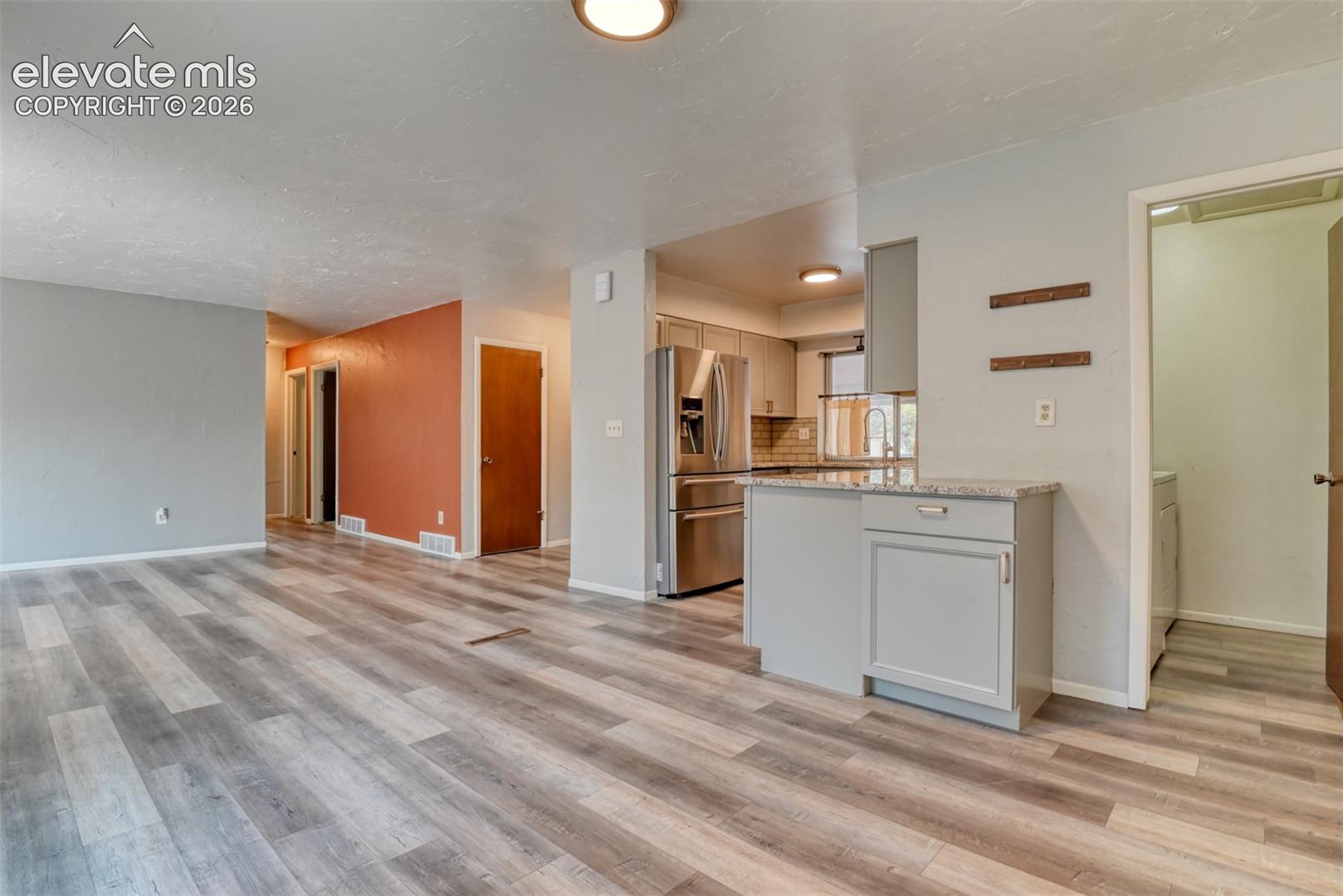 Photo 11 of 569 Red Cliff Road, Colorado Springs