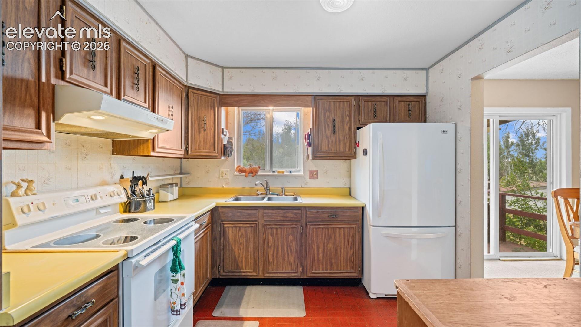 Photo 9 of 1615 Mineola Street, Colorado Springs