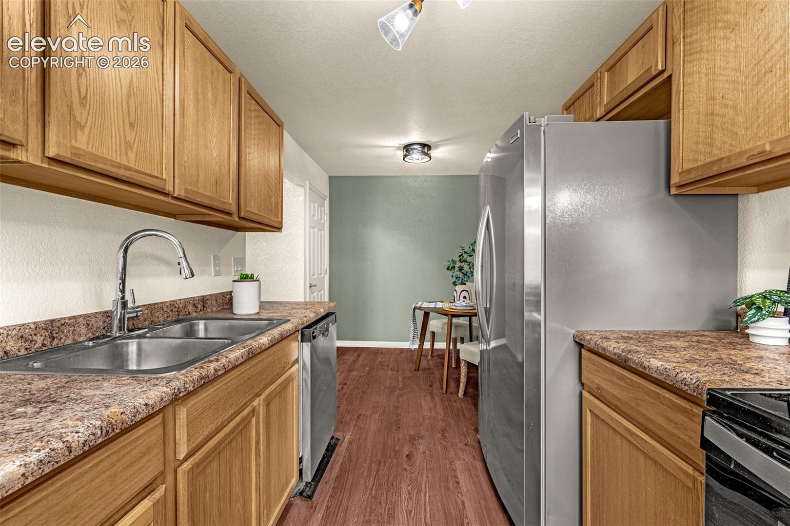 Photo 8 of 828 San Bruno Place, Colorado Springs