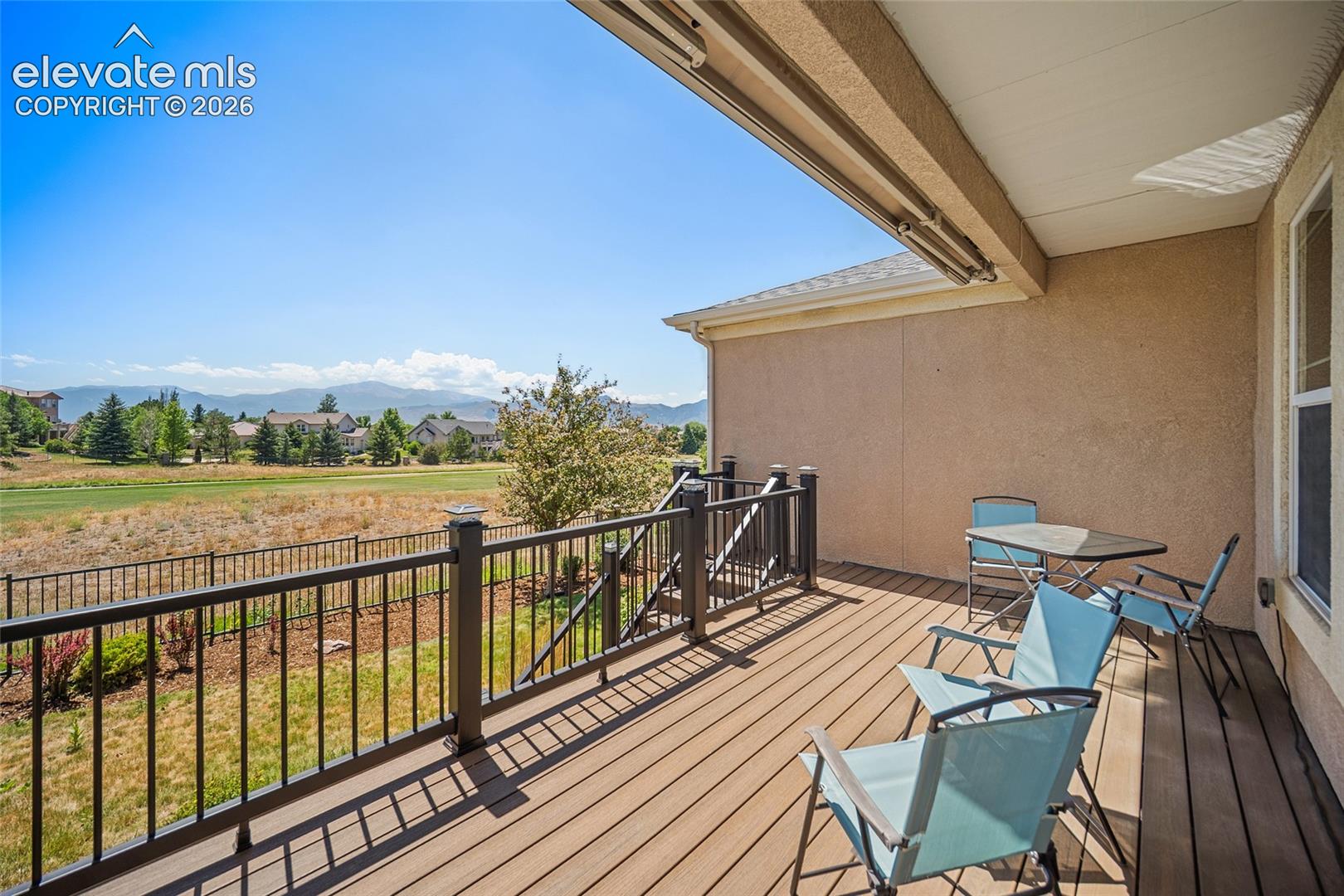 The deck faces west - golf course and mountian views