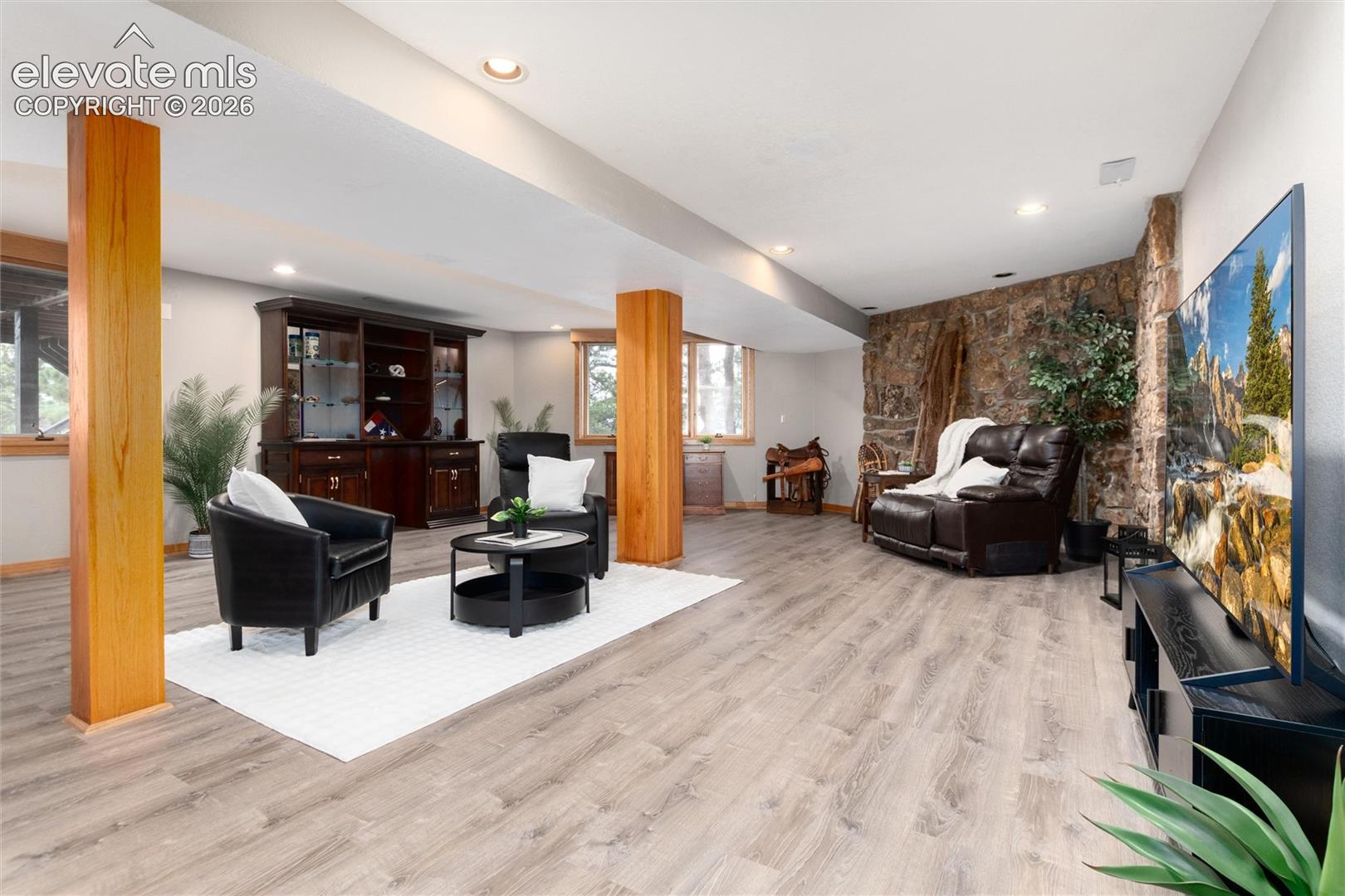 Lower lever living space