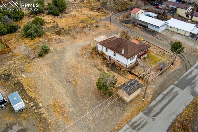 Aerial view of property and surrounding area