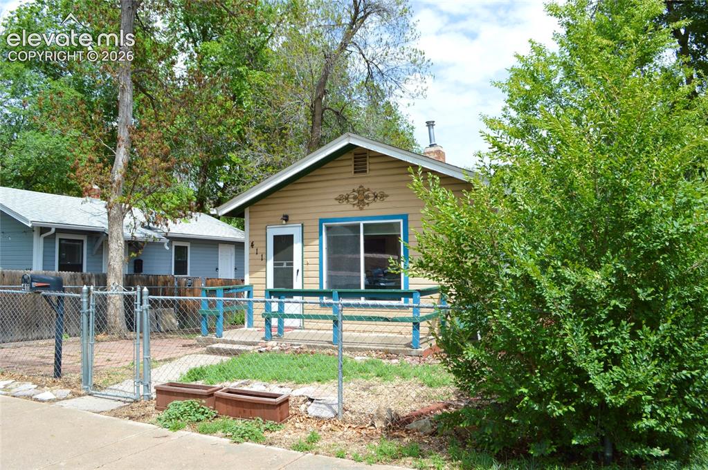 411 Spruce St, Colorado Springs, CO 80905