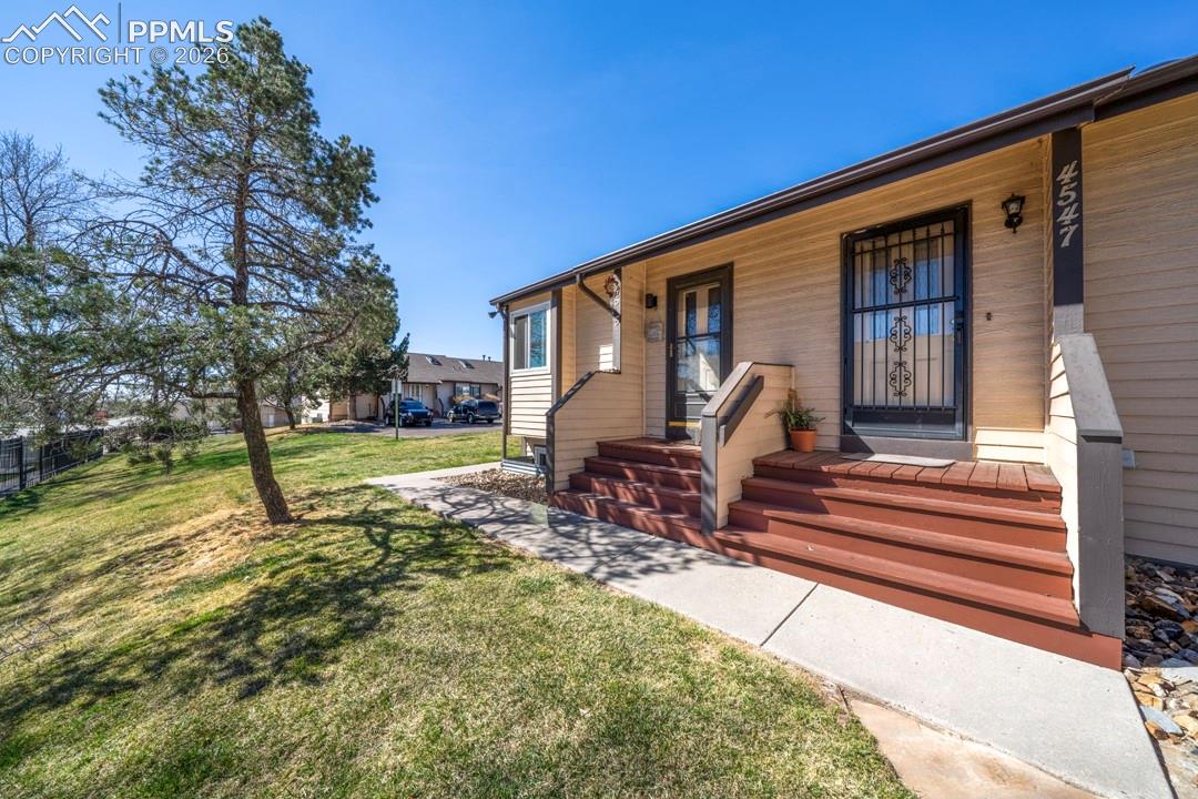 Photo 6 of 4545 Lamplighter Circle, Colorado Springs