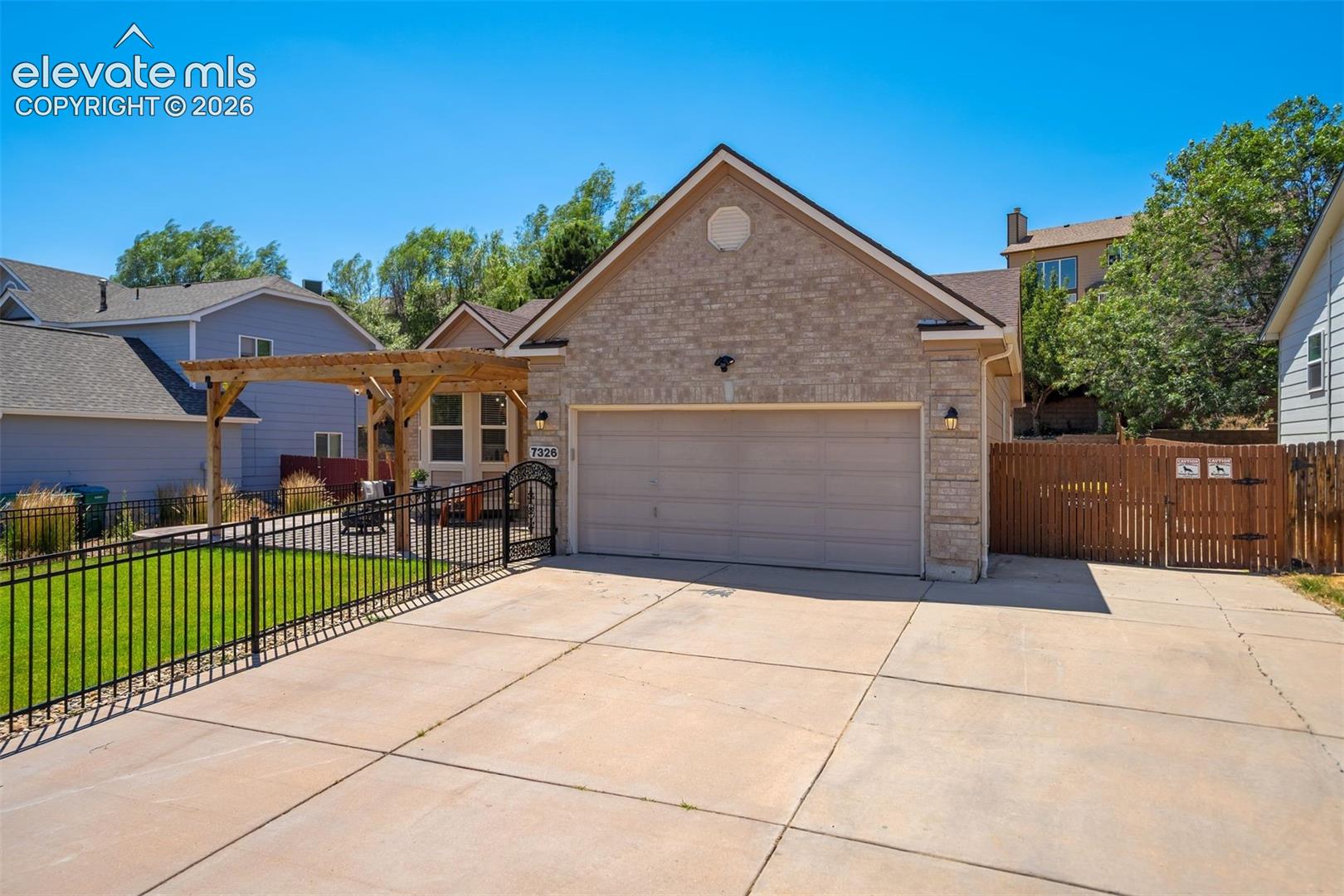 7326 Allens Park Dr, Colorado Springs, CO 80922