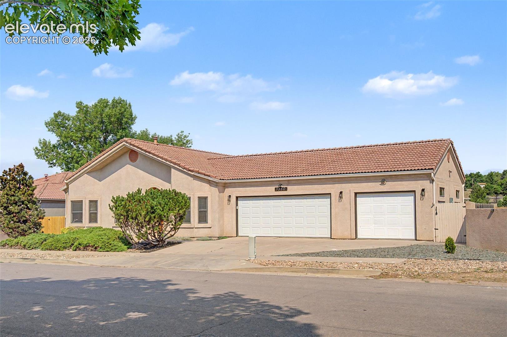 3350 Templeton Gap Rd, Colorado Springs, CO 80907