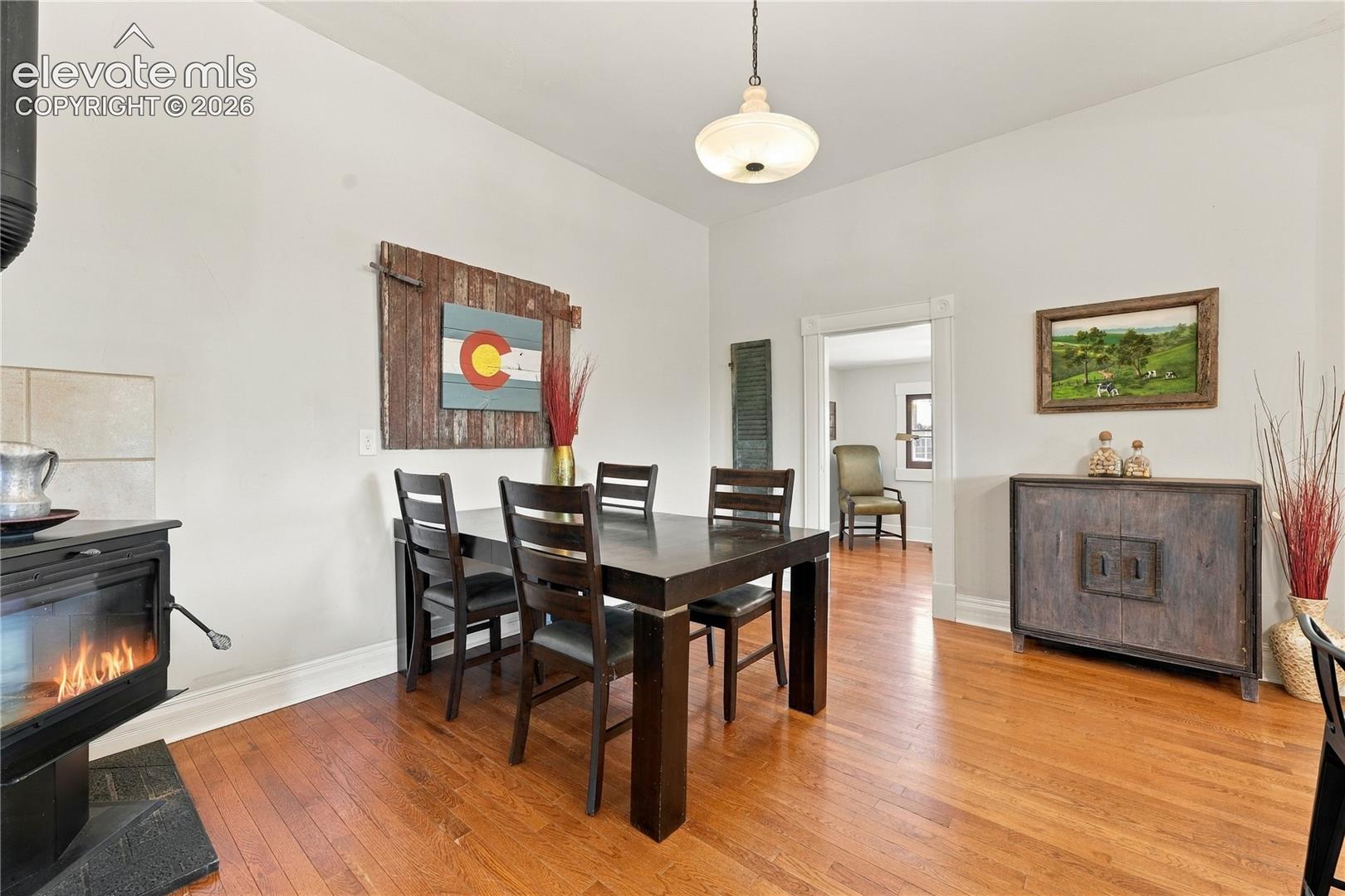 Dining Area, main kitchen