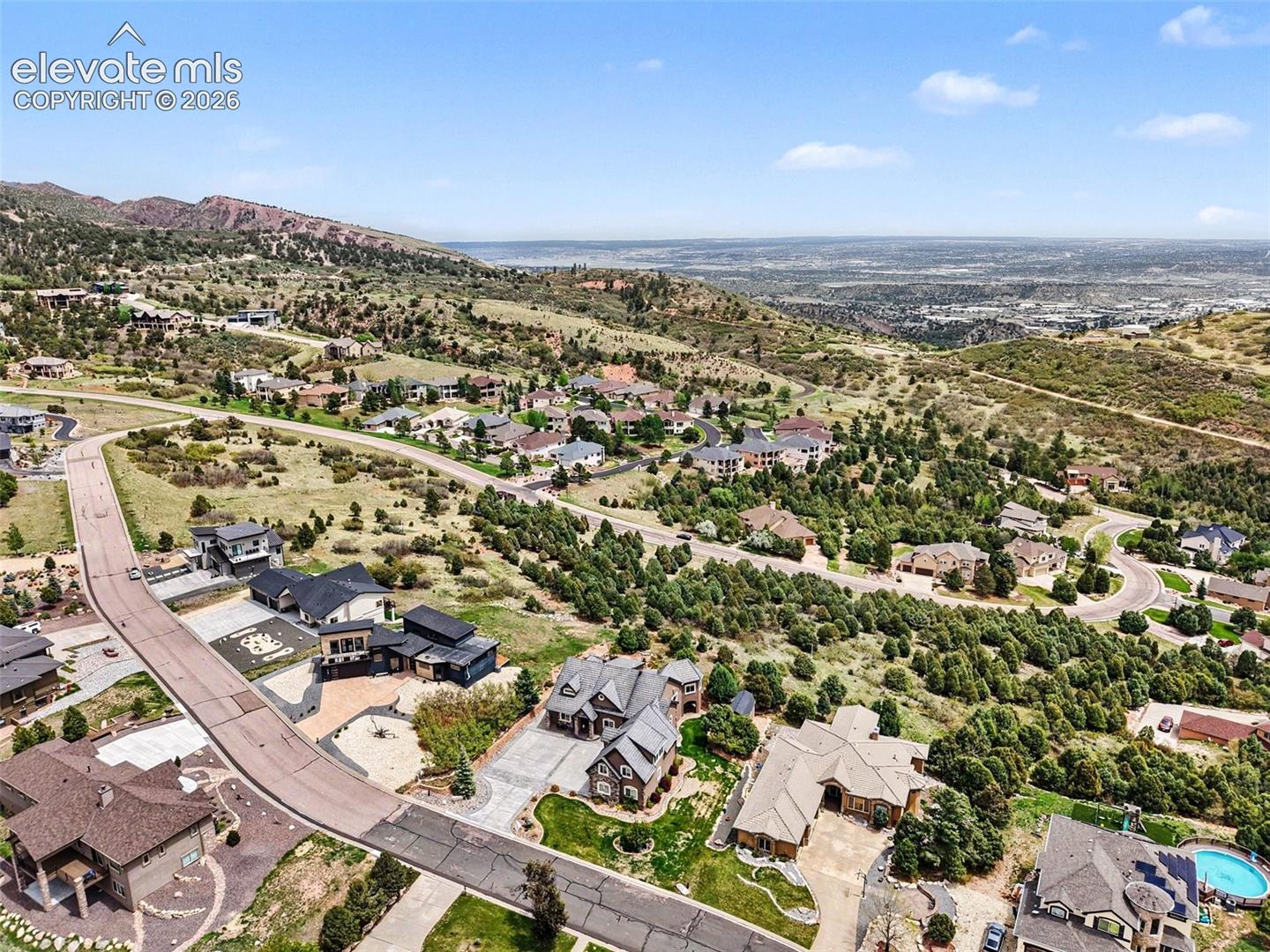 Photo 8 of 4215 Cedar Heights Drive, Colorado Springs
