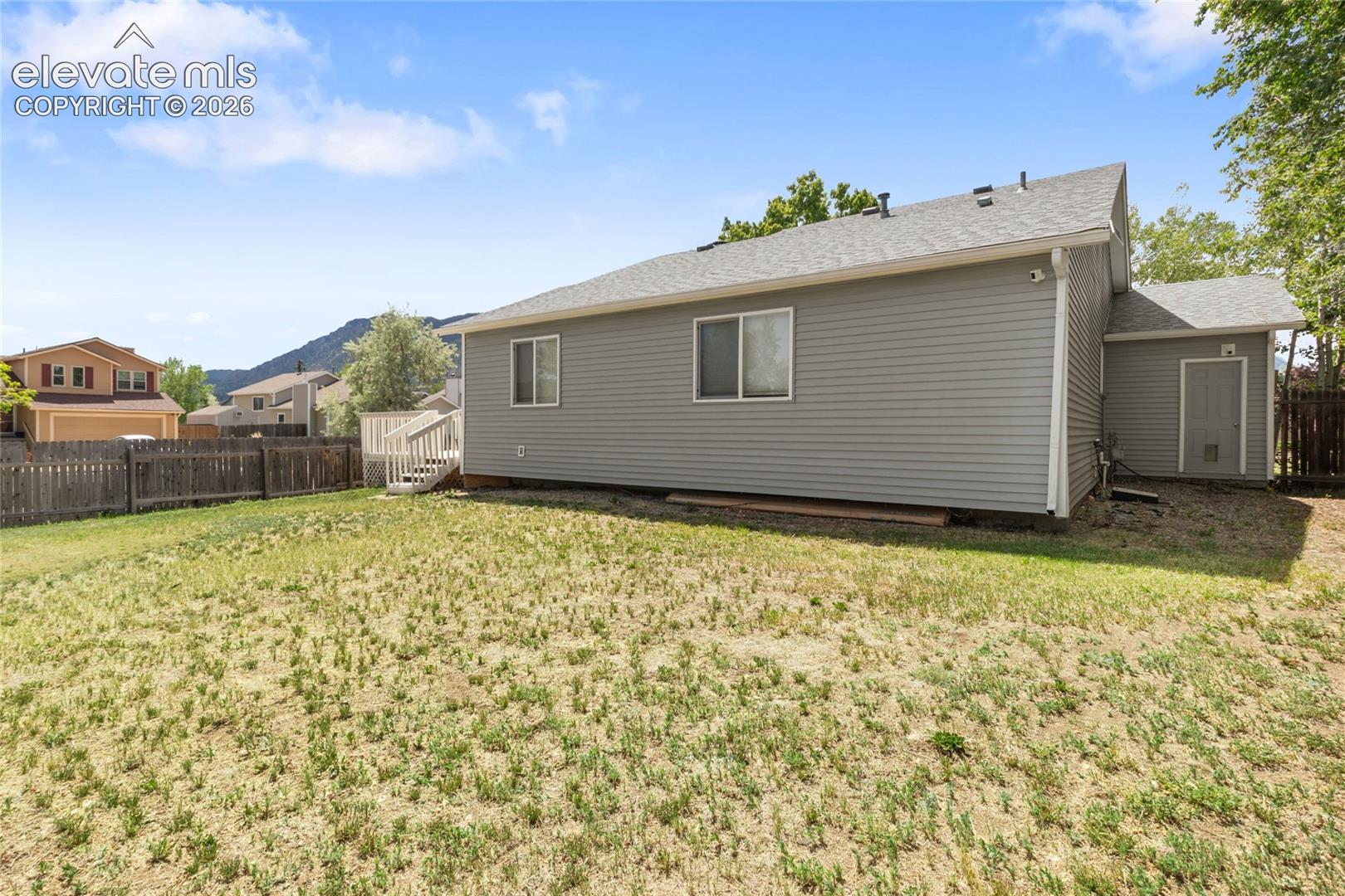 3955 Rosemere St, Colorado Springs, CO 80906