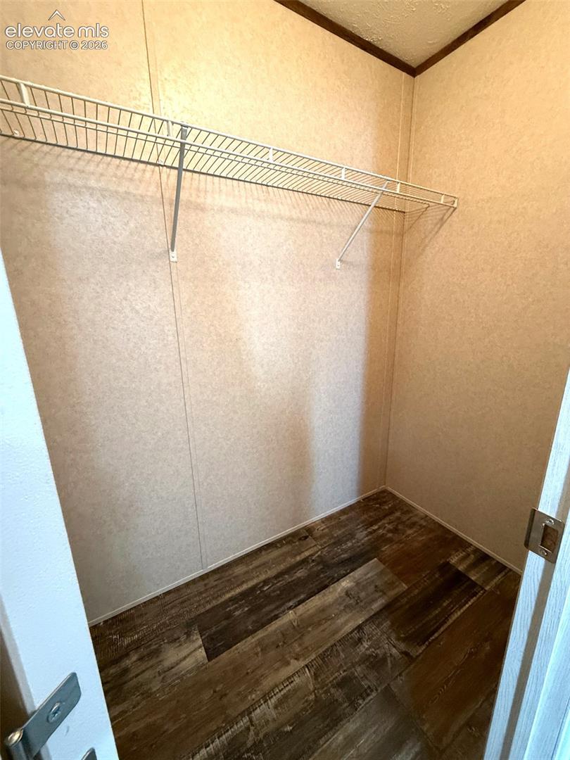 MASTER CLOSET