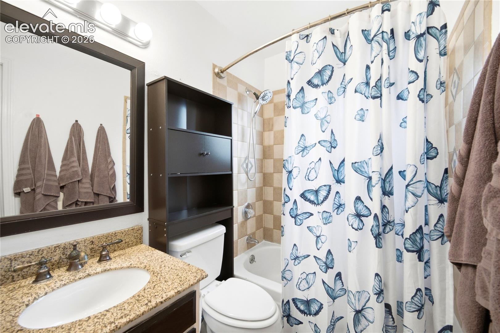 Photo 11 of 2025 Heathercrest Drive, Colorado Springs