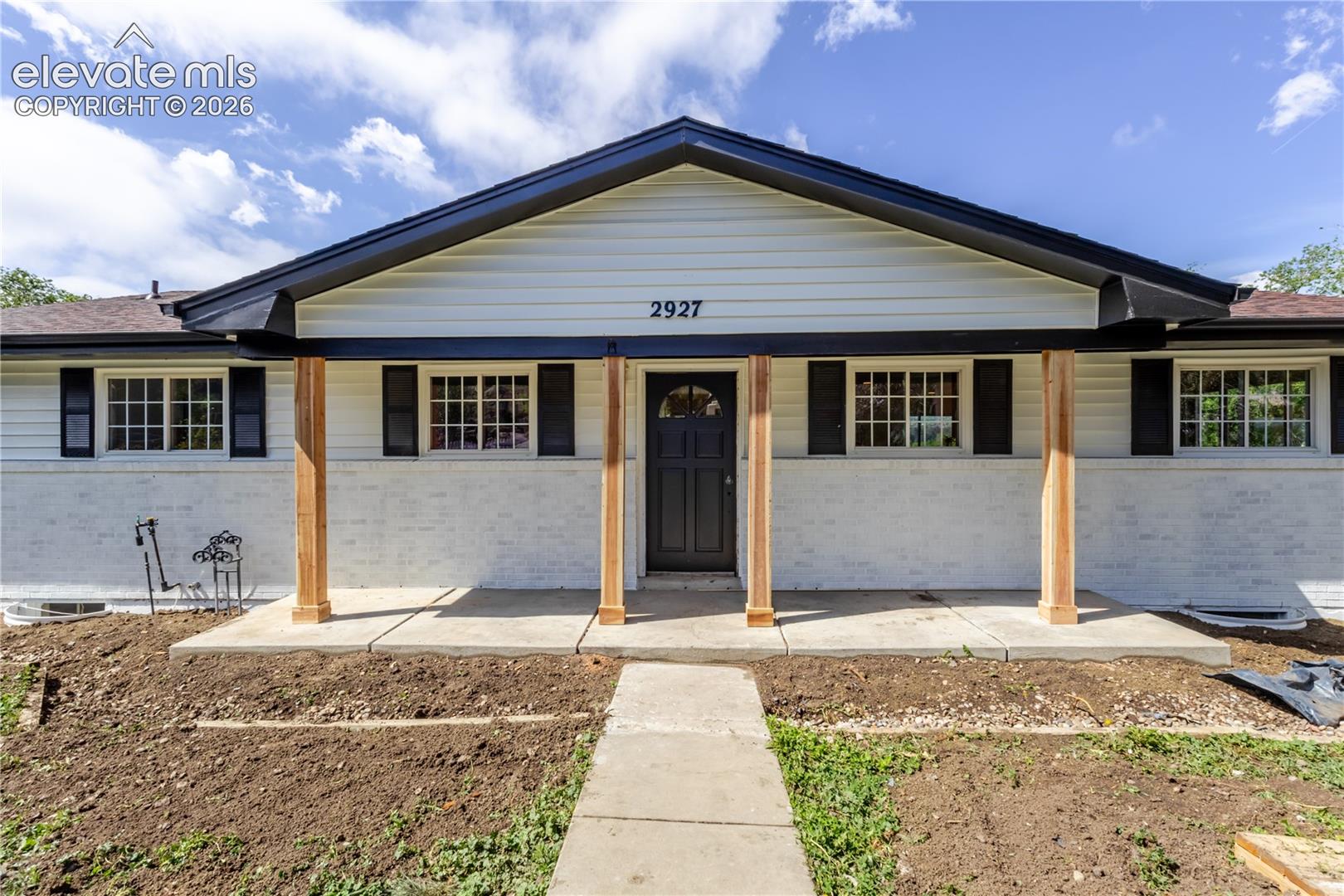 2927 Garden Hill Dr, Colorado Springs, CO 80904