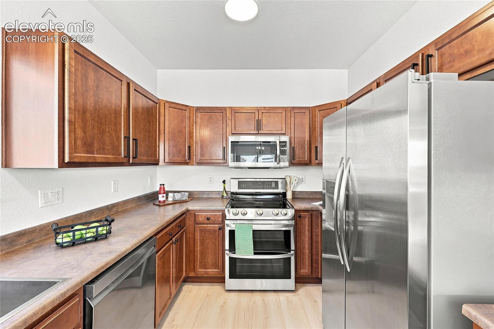 Photo 11 of 9408 Portmarnock Court, Peyton