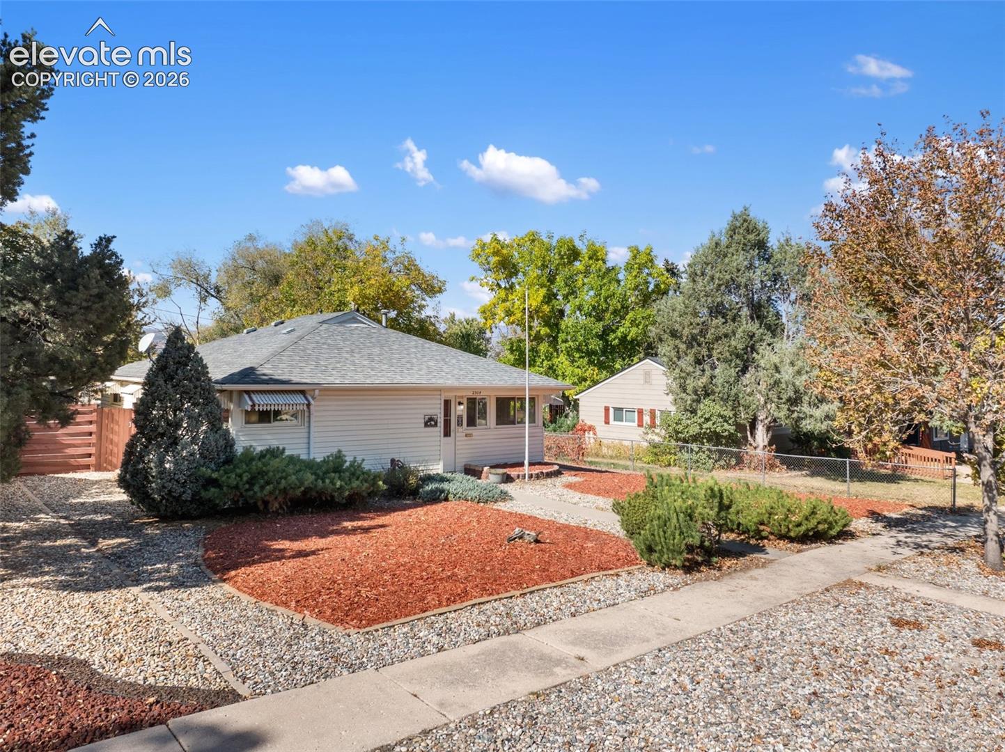 Photo 3 of 2304 Robin Drive, Colorado Springs