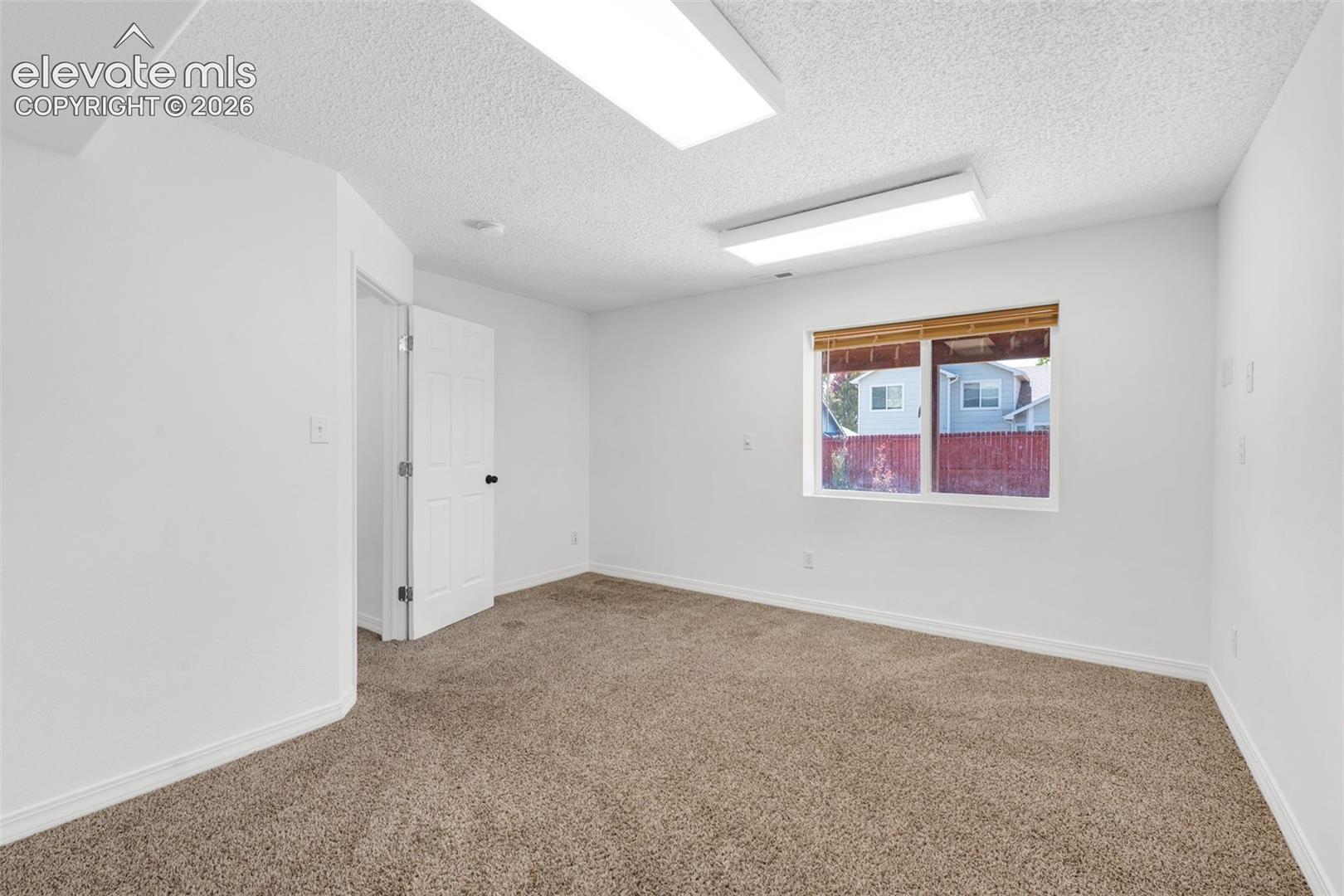Neutral-toned carpet flooring