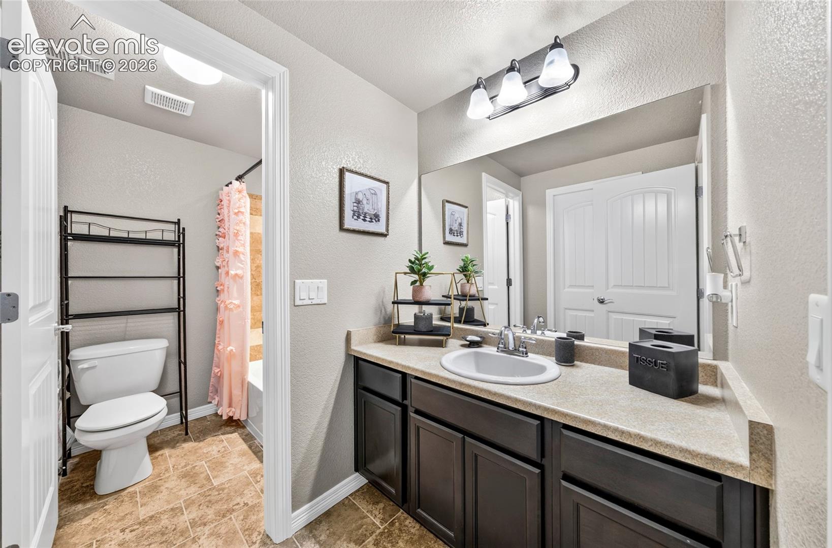 Full bathroom, lower level