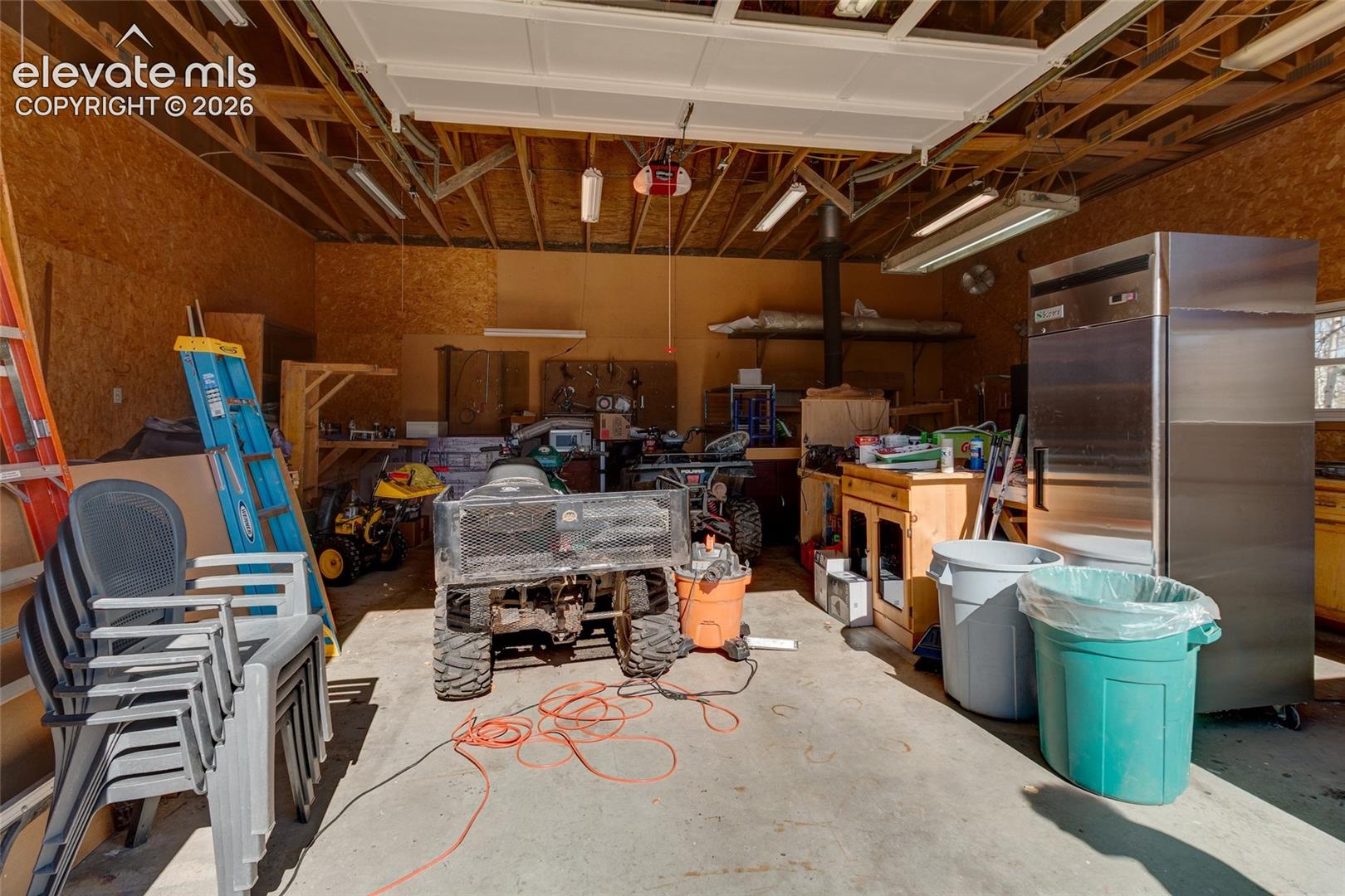 Big storage area for cars etc.