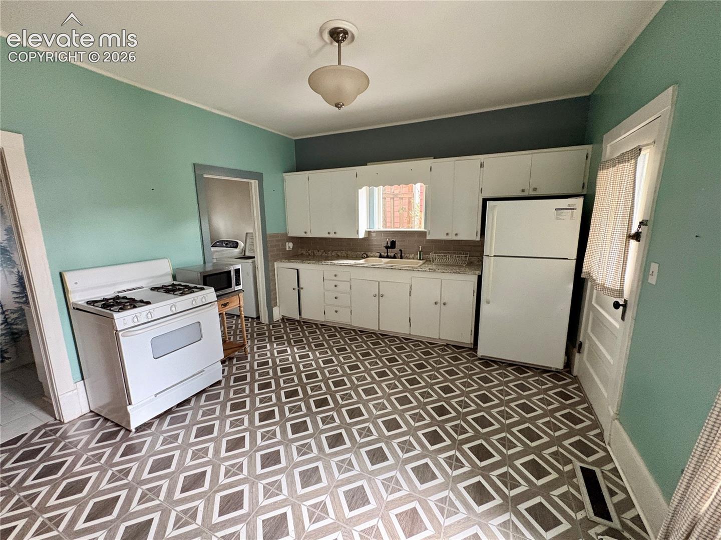 Cottage Kitchen