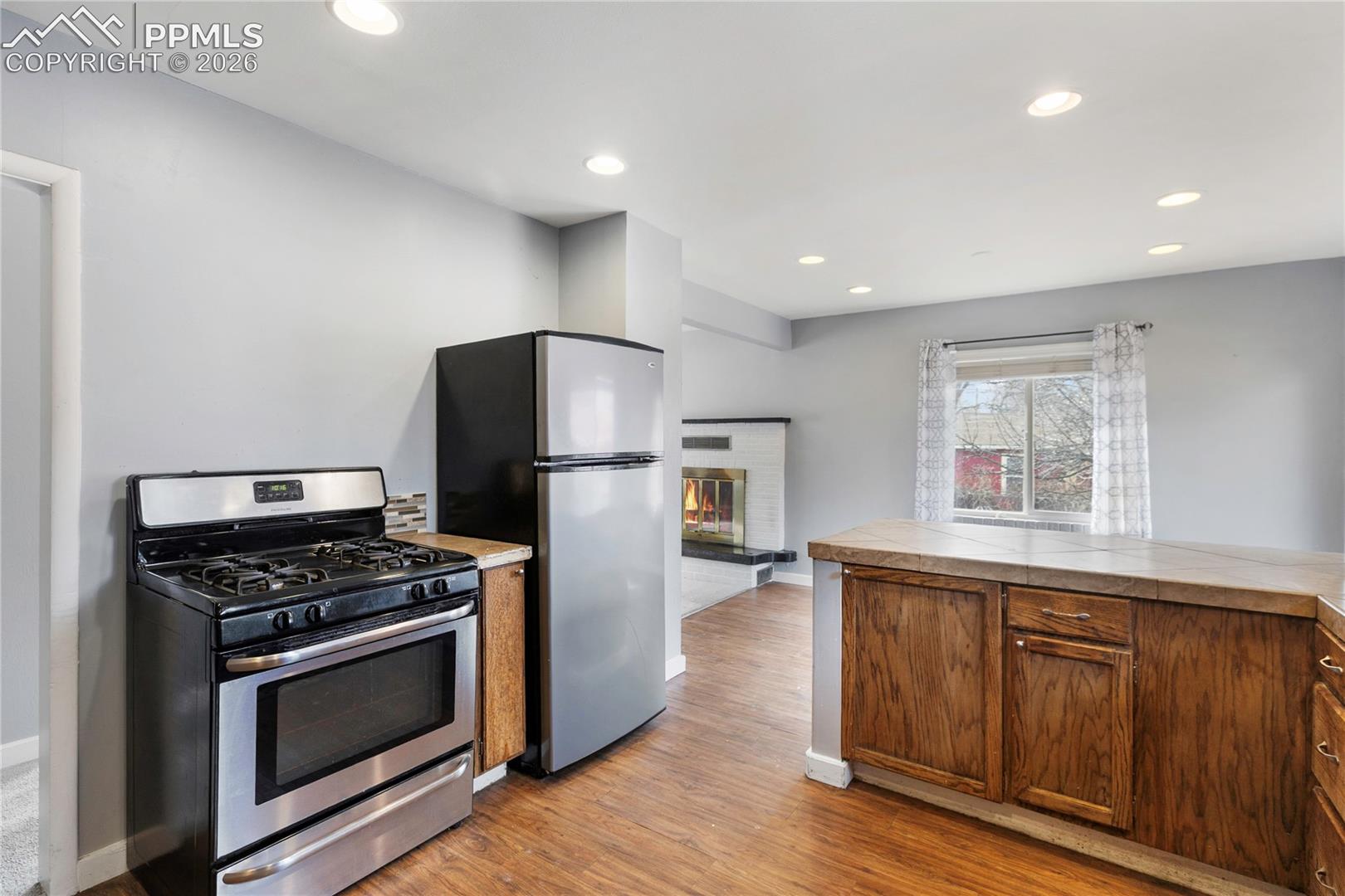 Photo 14 of 908 1/2 Bennett Avenue, Colorado Springs