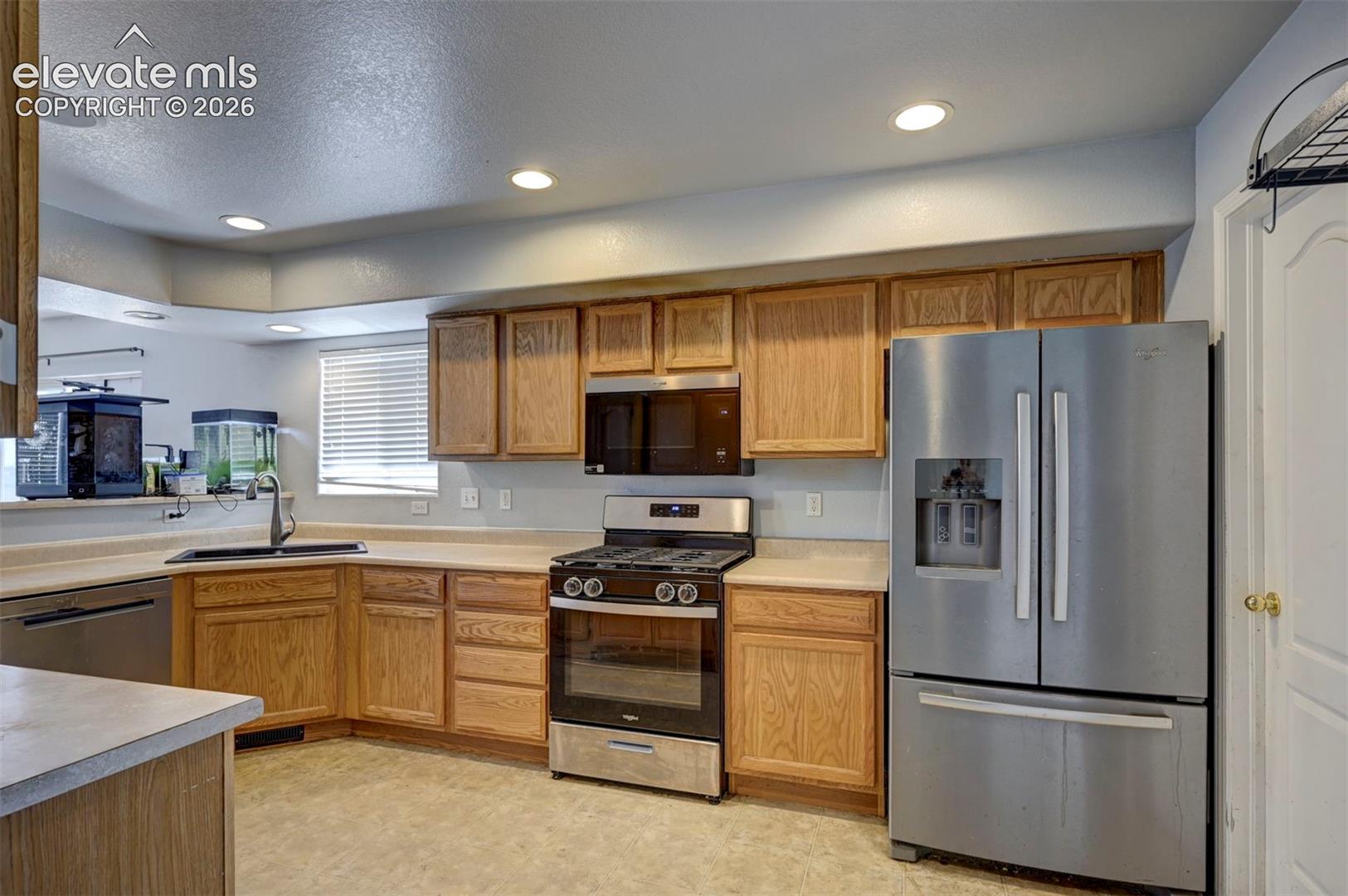 Photo 8 of 8375 Lupan Drive, Colorado Springs