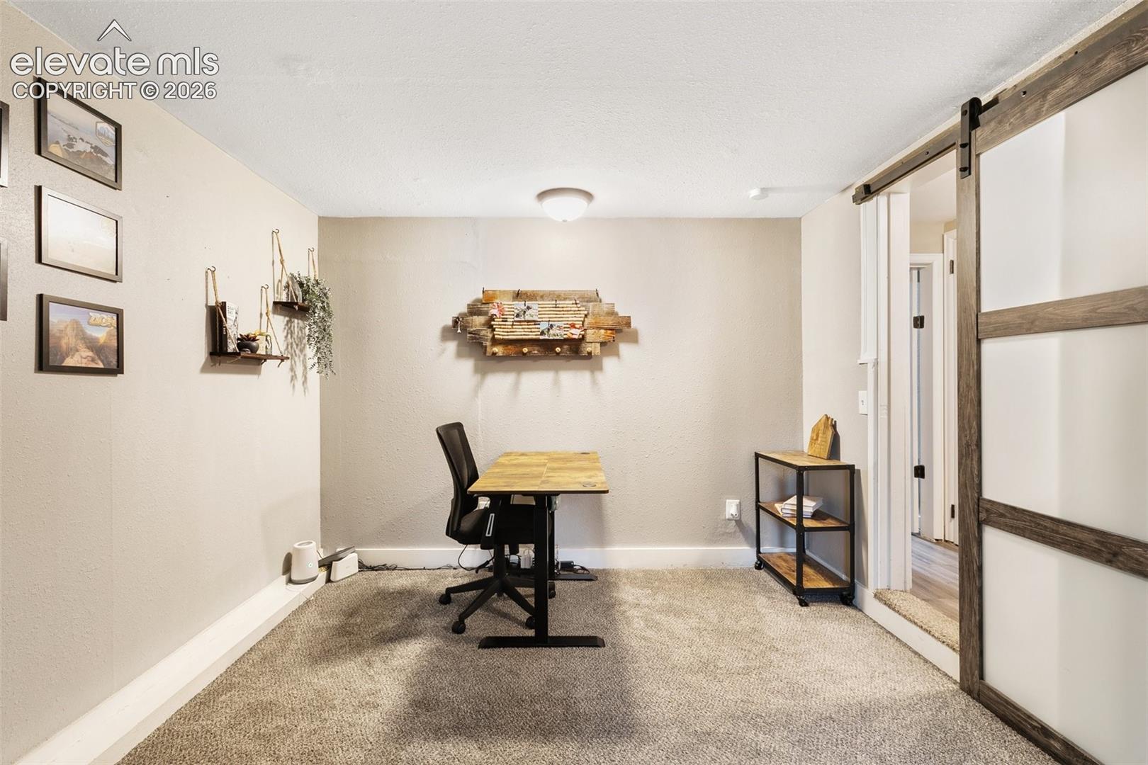 Main level bonus room