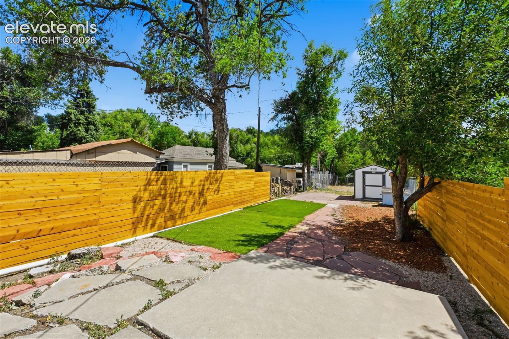 Photo 19 of 631 E Willamette Avenue, Colorado Springs