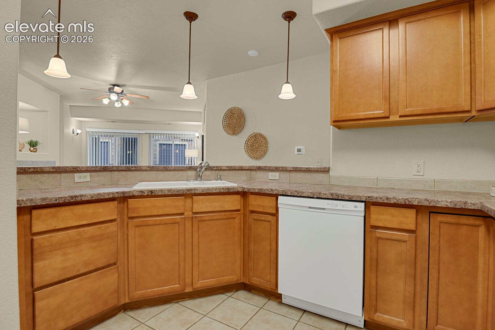 Photo 13 of 1935 Montura View #104, Colorado Springs