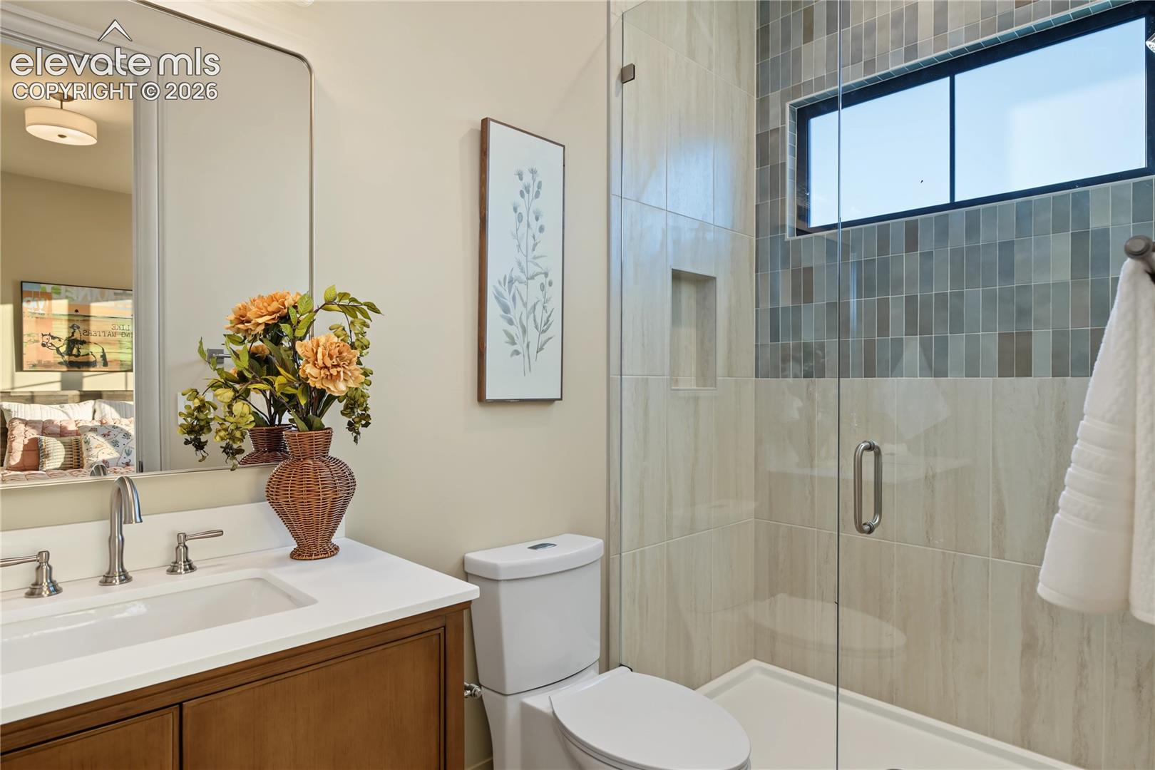 Walk-in glassed shower