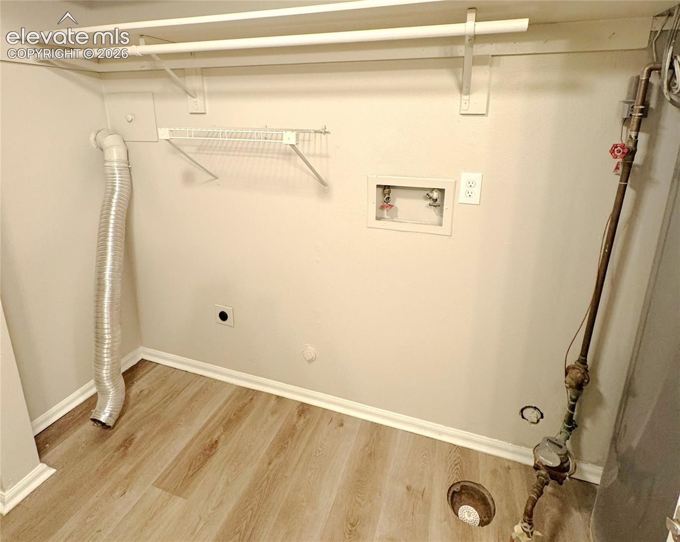Lower Laundry