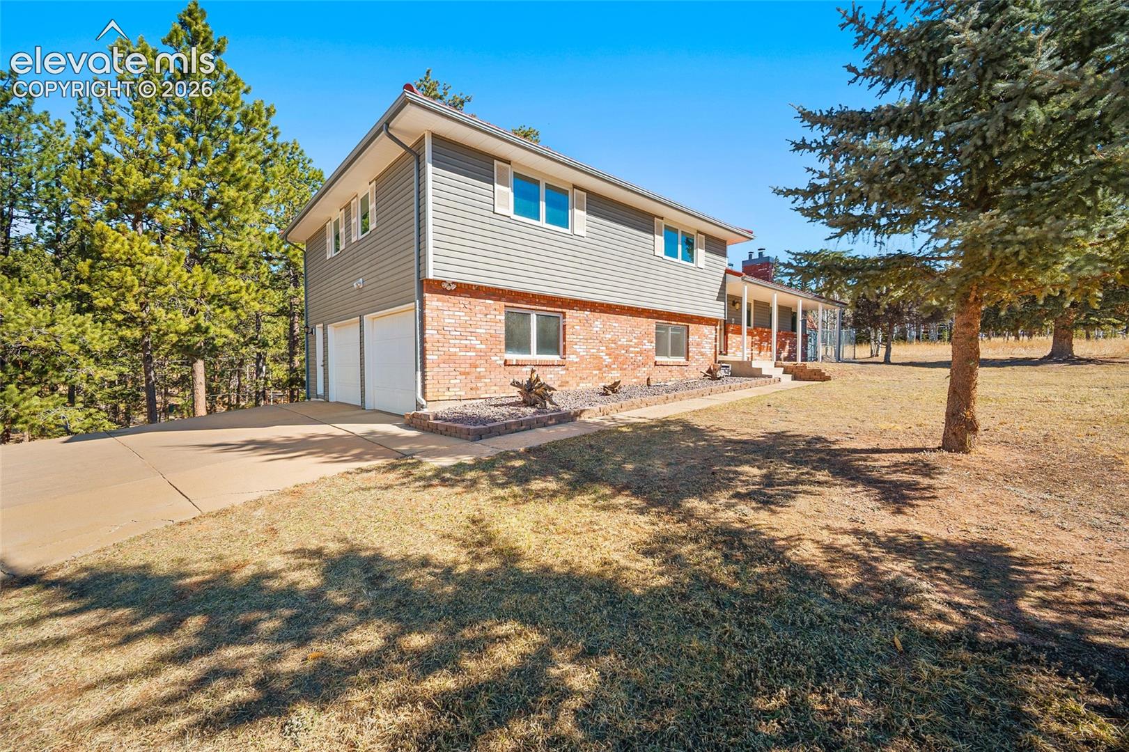 400 Sunnywood Ln, Woodland Park, CO 80863