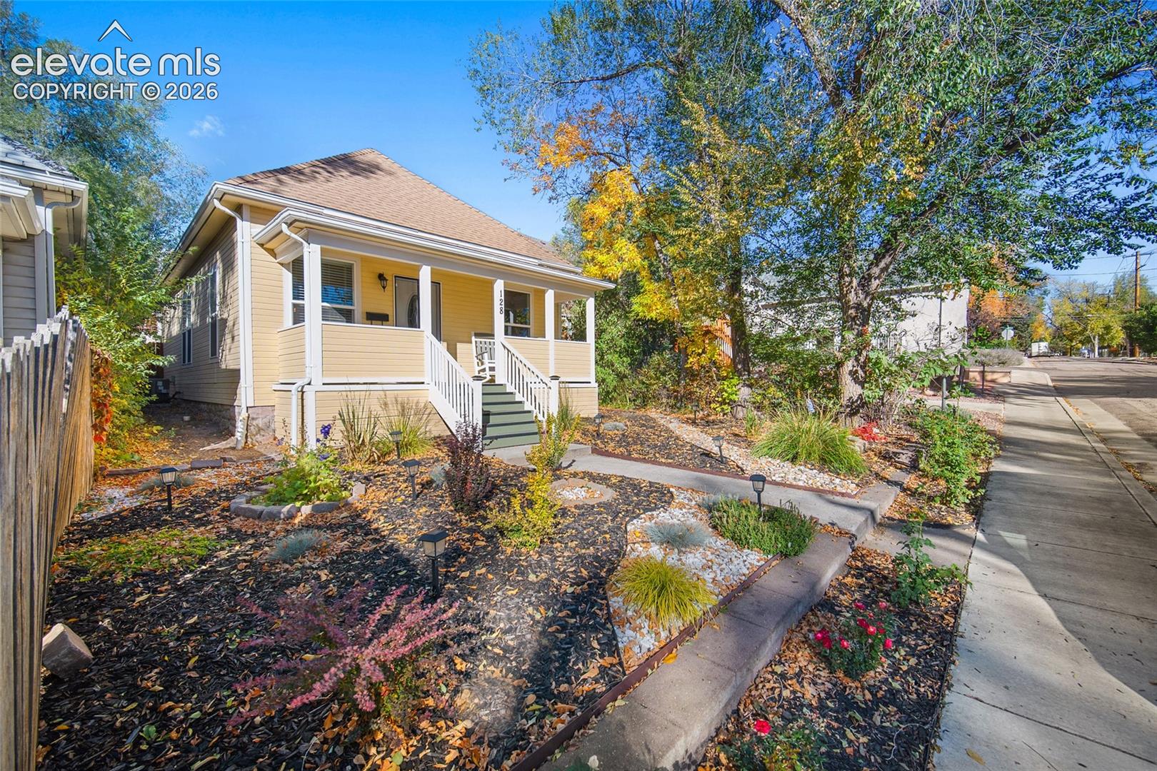 128 Chestnut St, Colorado Springs, CO 80905
