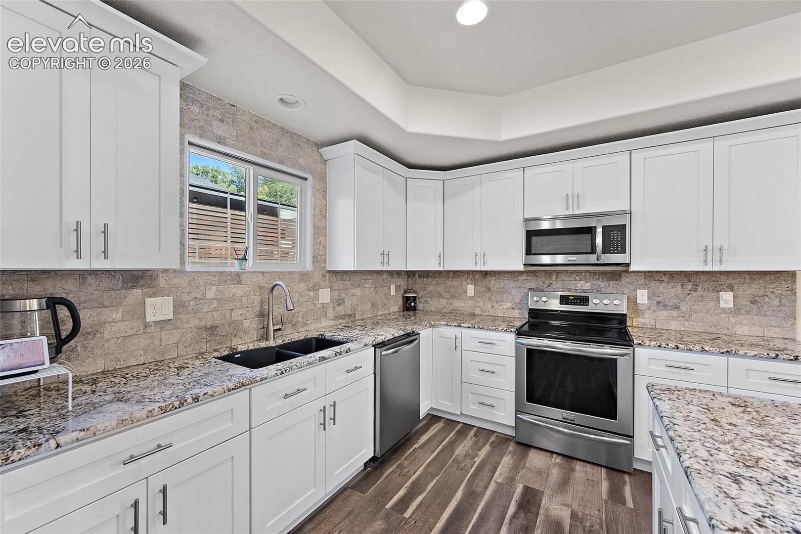 Photo 18 of 734 N Walnut Street, Colorado Springs