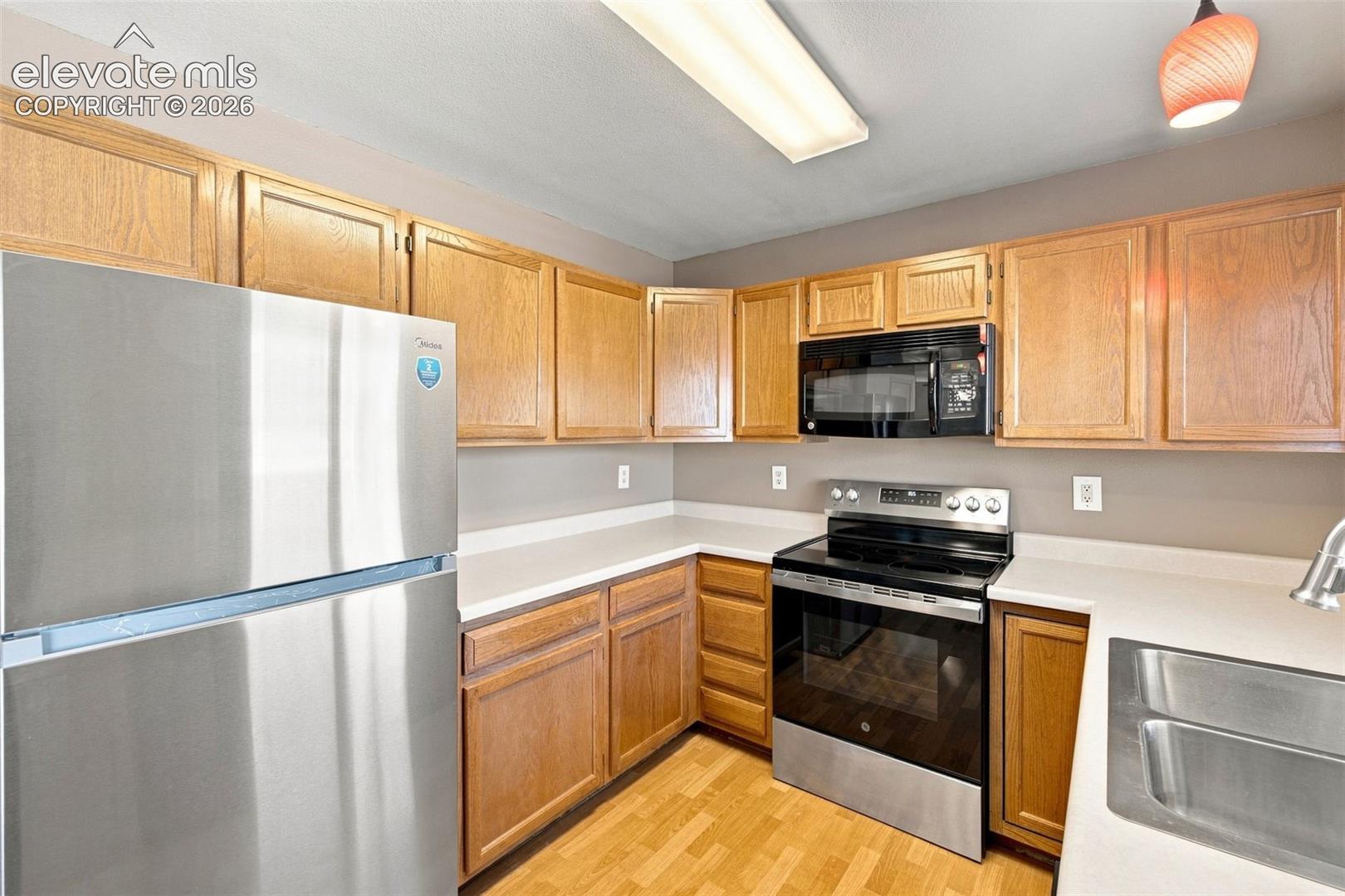 Photo 14 of 3240 Richmond Drive, Colorado Springs