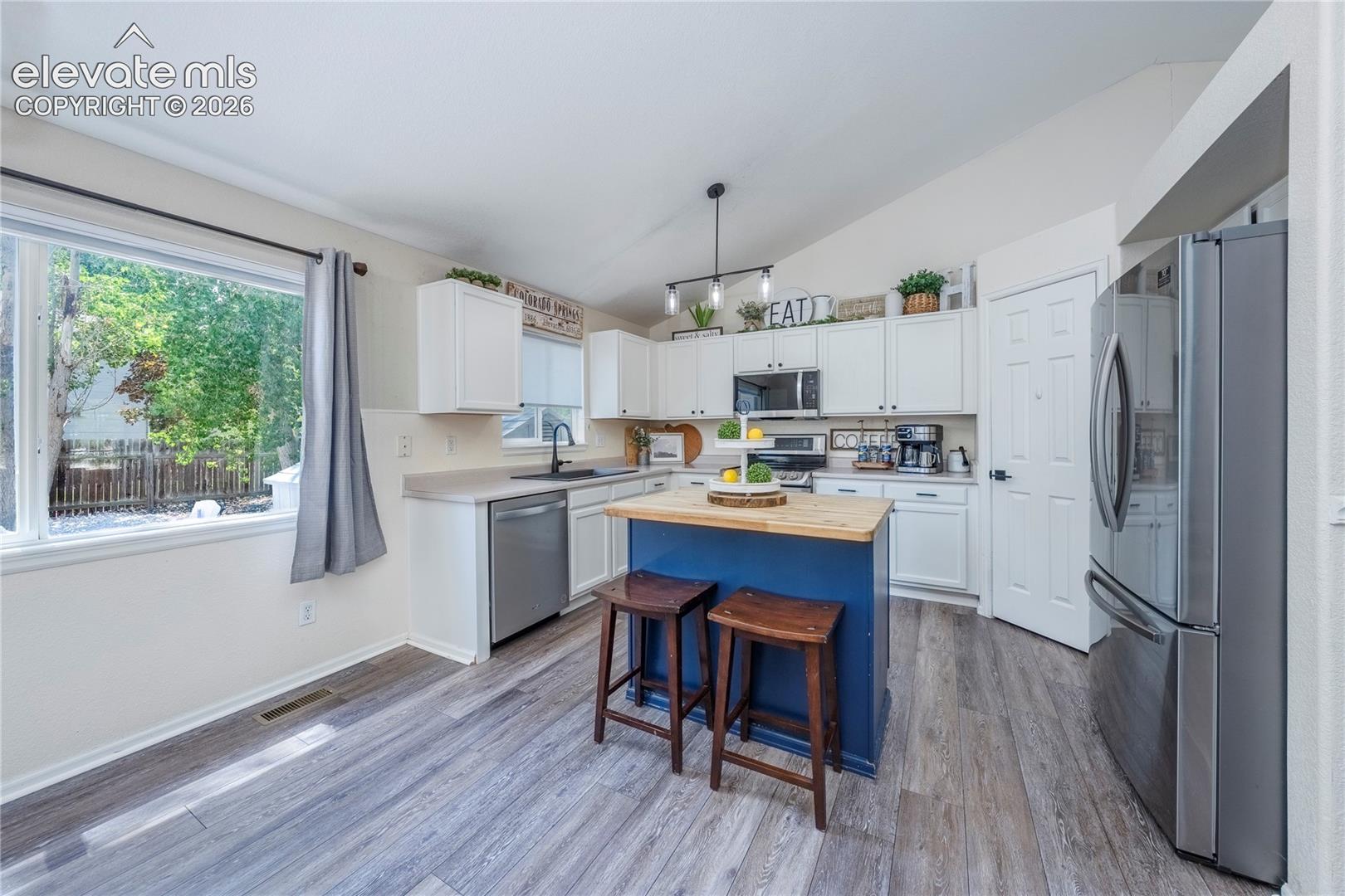 Photo 9 of 5664 Mesa Mountain Way, Colorado Springs
